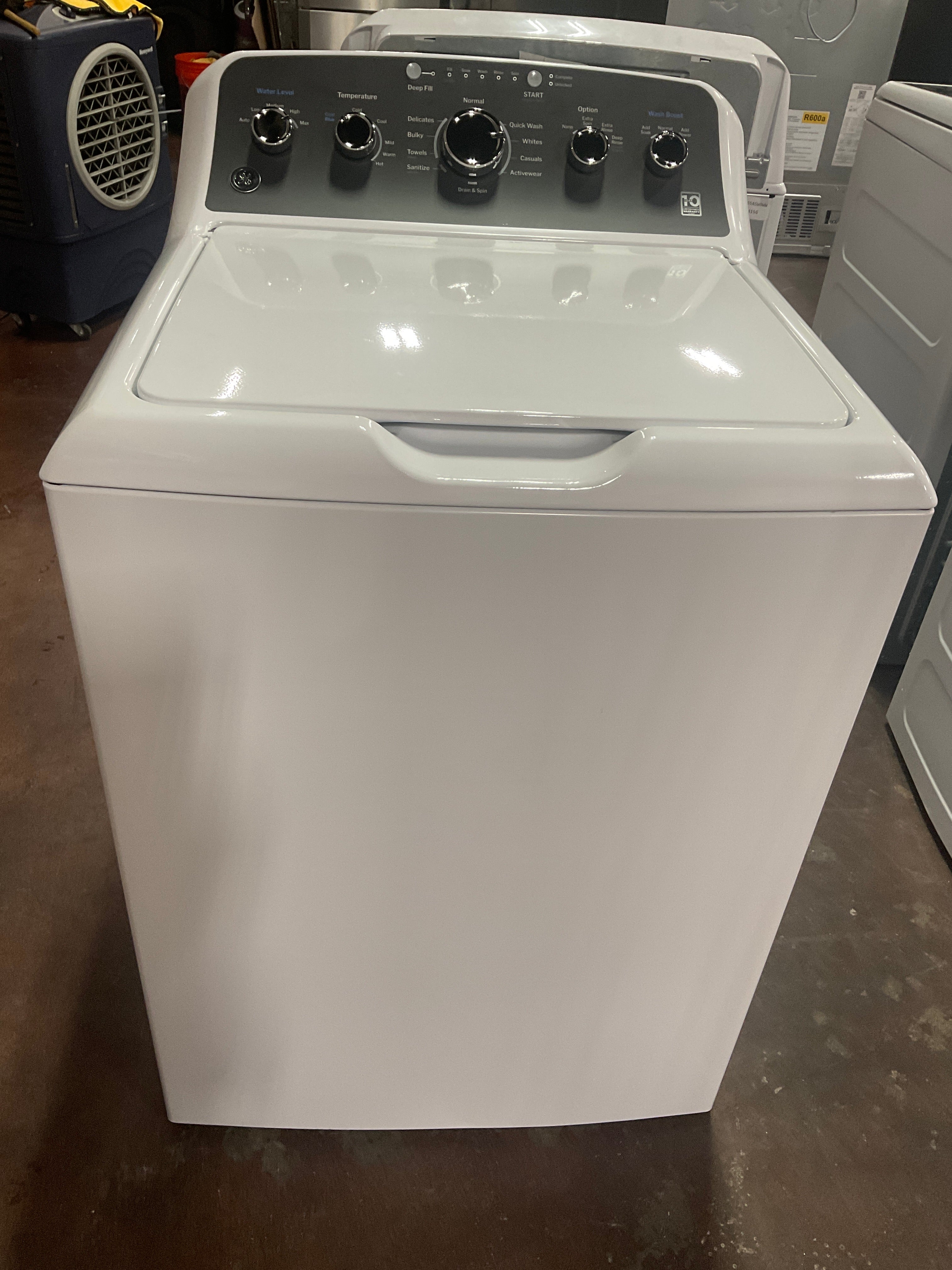 GE GE® 4.5 cu. ft. Capacity Washer with Stainless Steel Basket, Cold Plus and Wash Boost