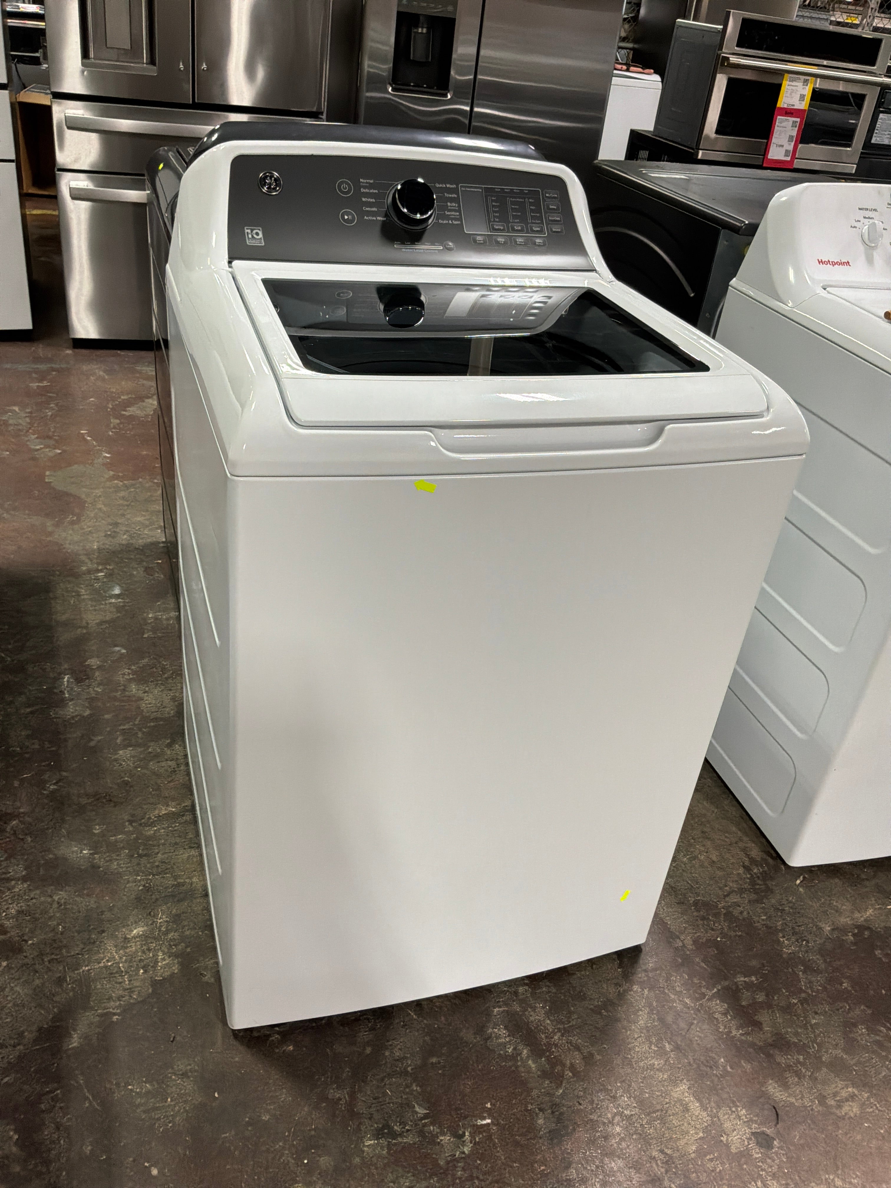 GE GE® 4.5 cu. ft. Capacity Washer with Water Level Control