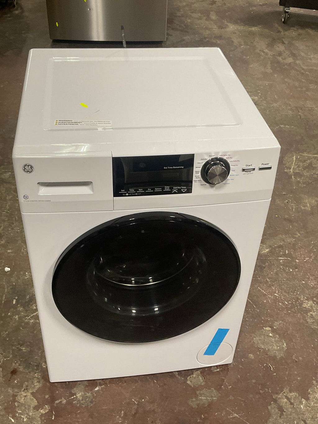 GE® 24" 2.4 cu. ft.Capacity Front Load Washer/Condenser Dryer Combo