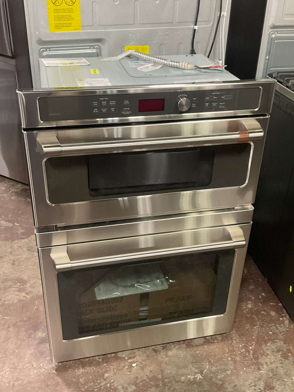 CAFÉ™ 30 in. Combination Double Wall Oven with Convection and Advantium® Technology