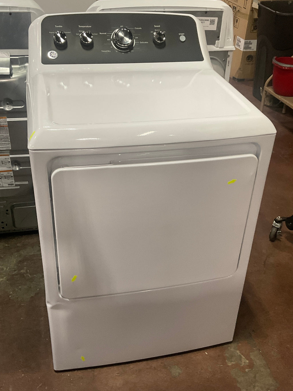 GE GE® 7.2 cu. ft. Capacity Electric Dryer with Up To 120 ft. Venting and Extended Tumble