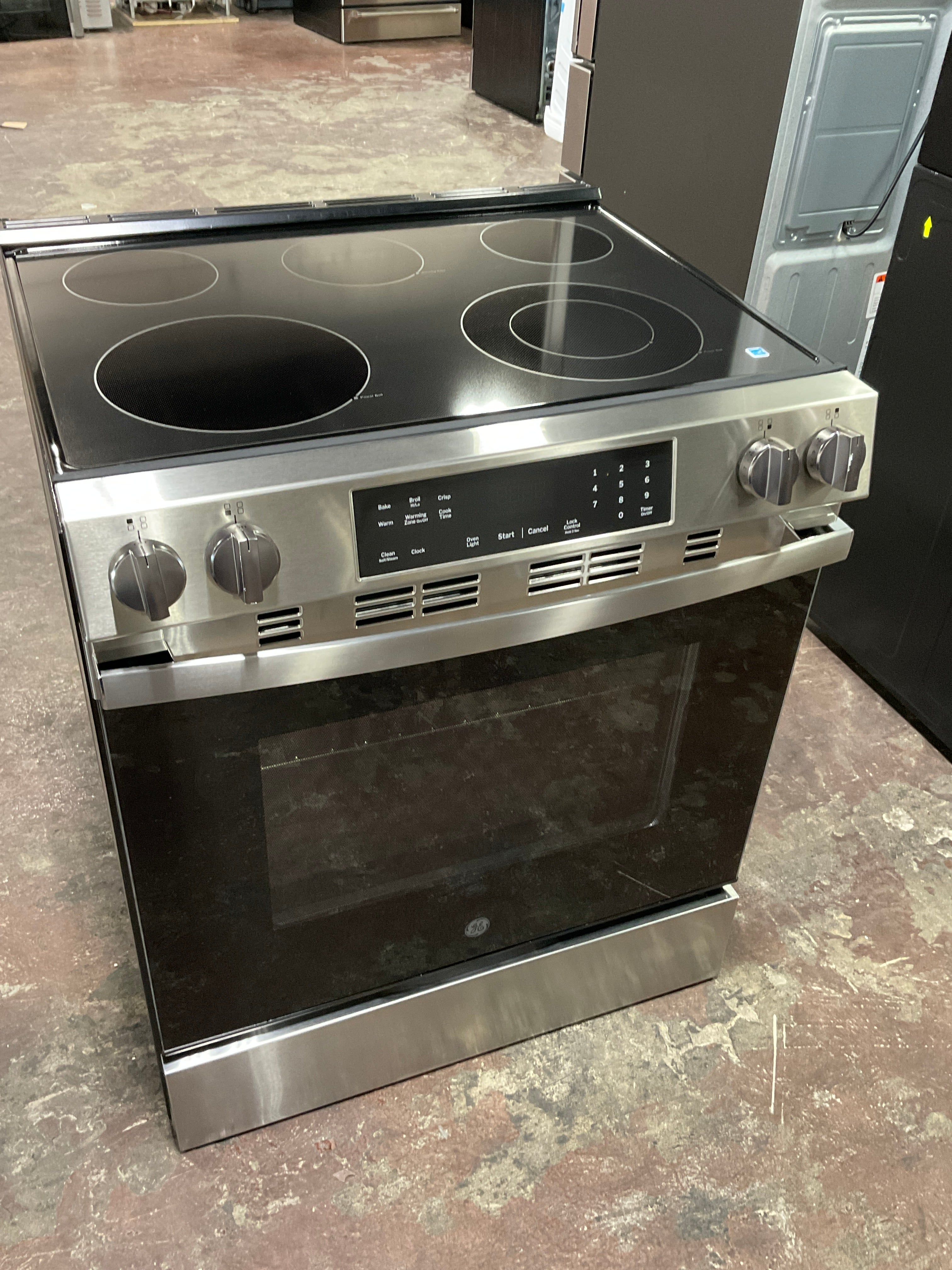 GE® ENERGY STAR® 30" Slide-In Electric Range with Crisp Mode