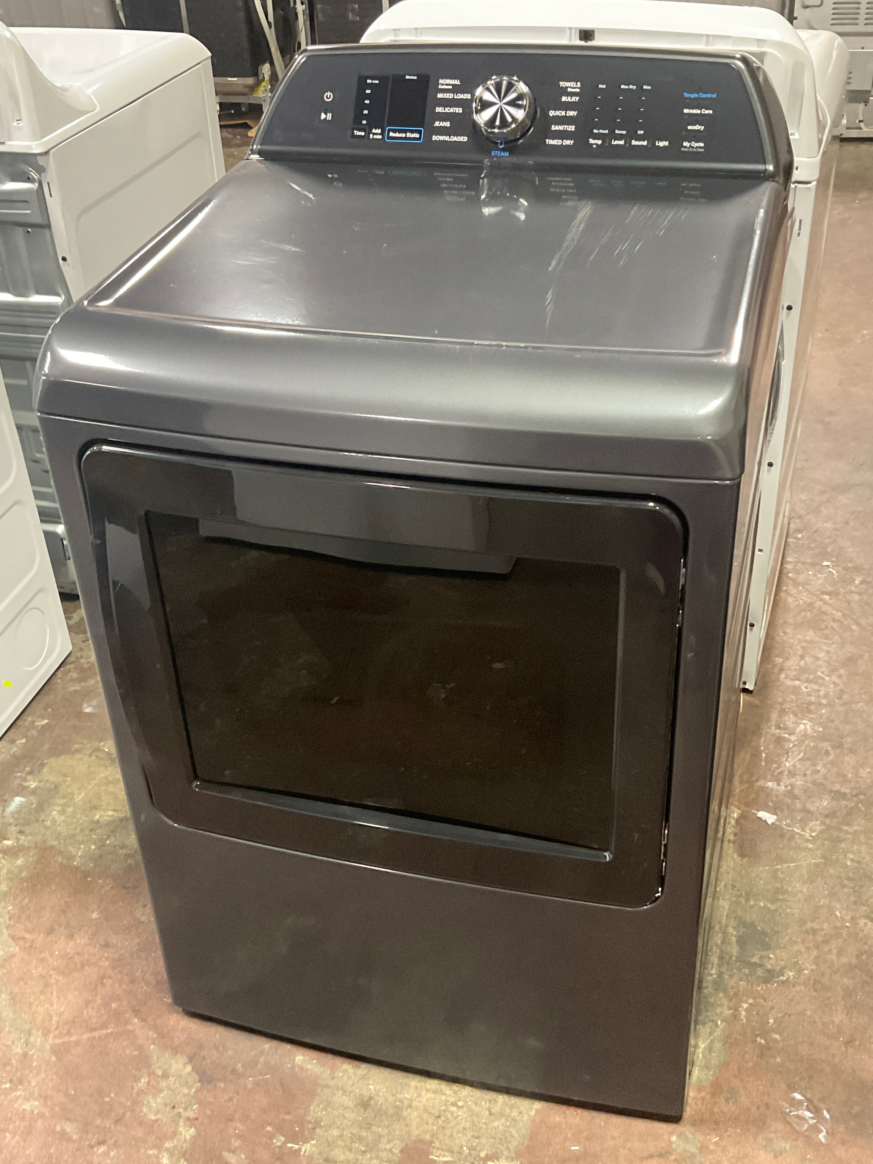GE Profile™ ENERGY STAR® 7.4 cu. ft. Capacity Smart aluminized alloy drum Electric Dryer with Sanitize Cycle and Sensor Dry
