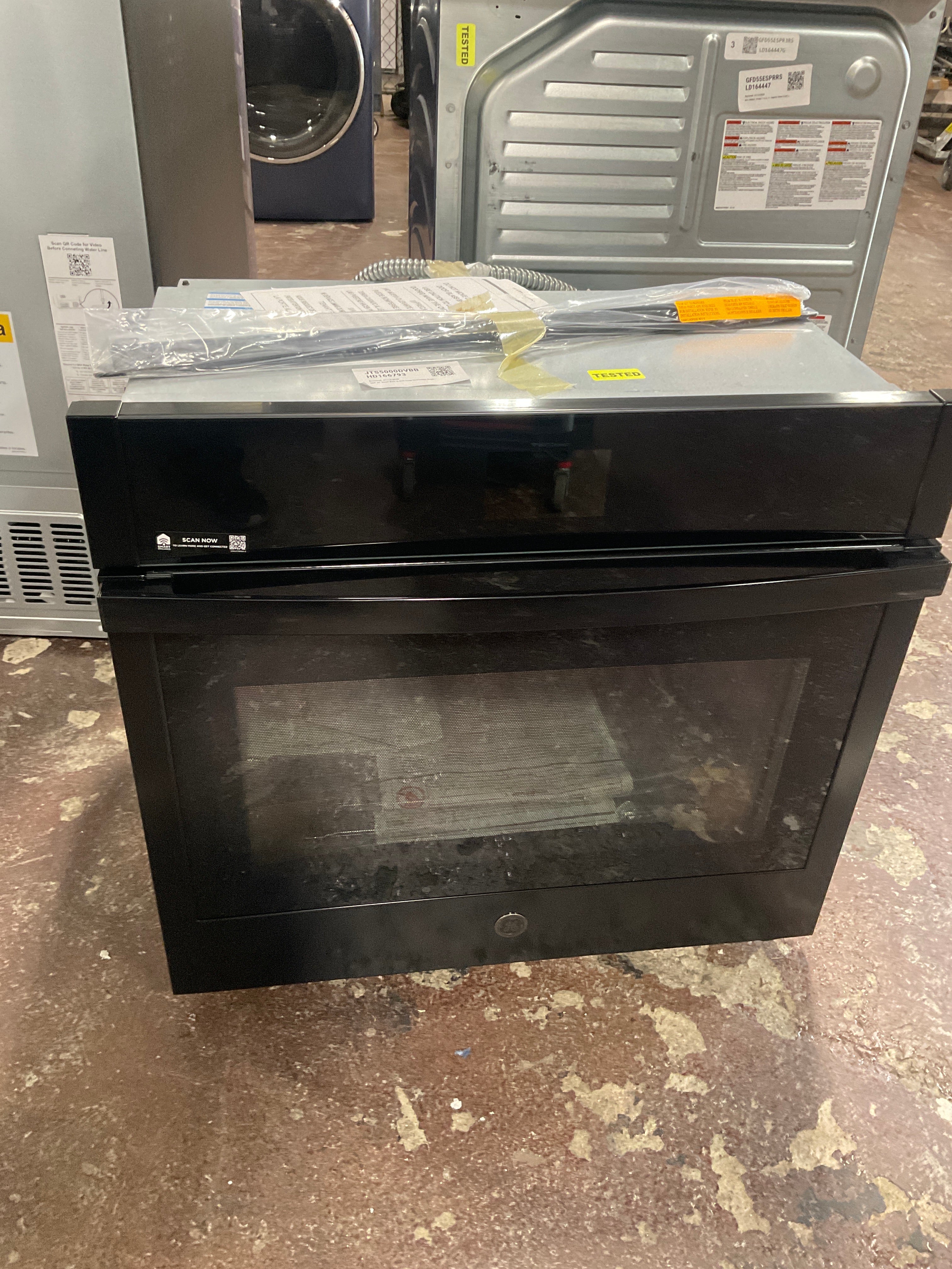 GE® 30" Smart Built-In Self-Clean Convection Single Wall Oven with No Preheat Air Fry