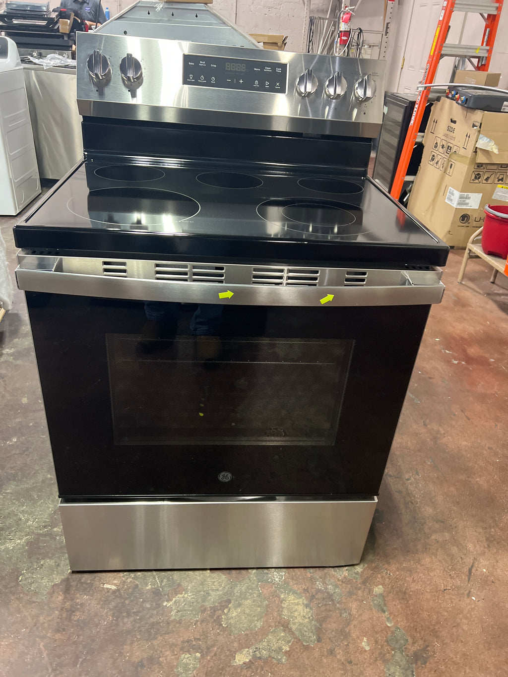 GE® ENERGY STAR® 30" Free-Standing Electric Range with Crisp Mode