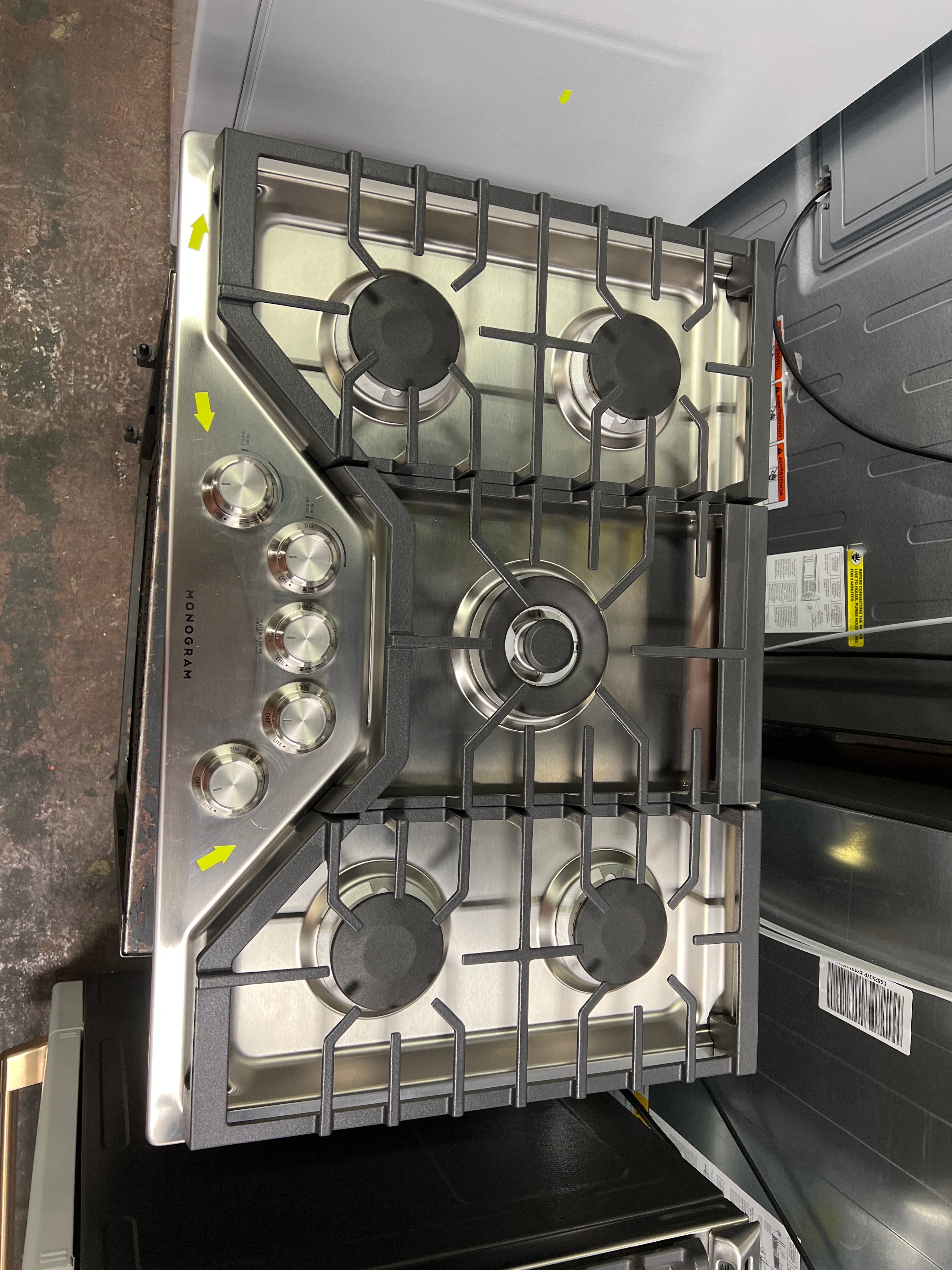 Monogram 30" Deep-Recessed Gas Cooktop (Natural Gas)