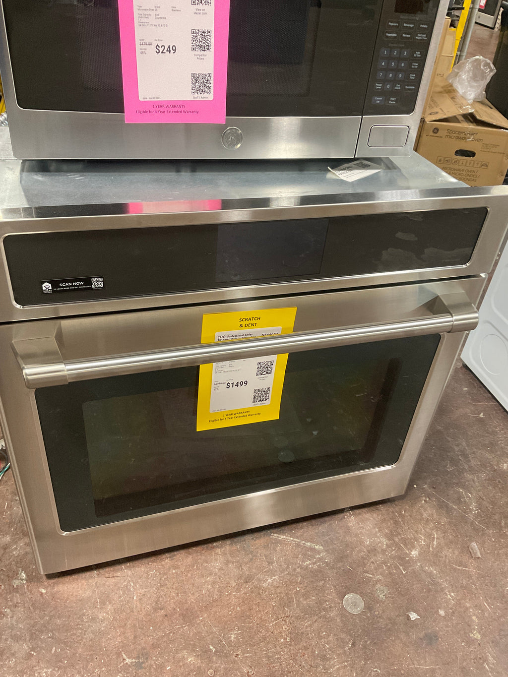CAFÉ™ Professional Series 30" Smart Built-In Convection Single Wall Oven