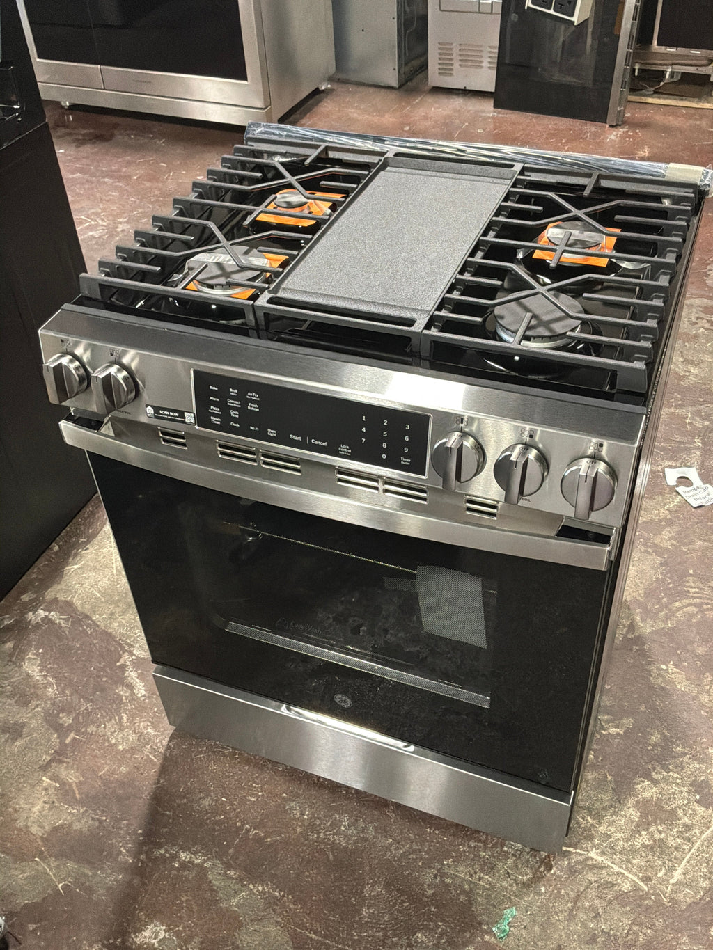 GE® 30" Slide-In Front-Control Convection Gas Range with No Preheat Air Fry and EasyWash™ Oven Tray