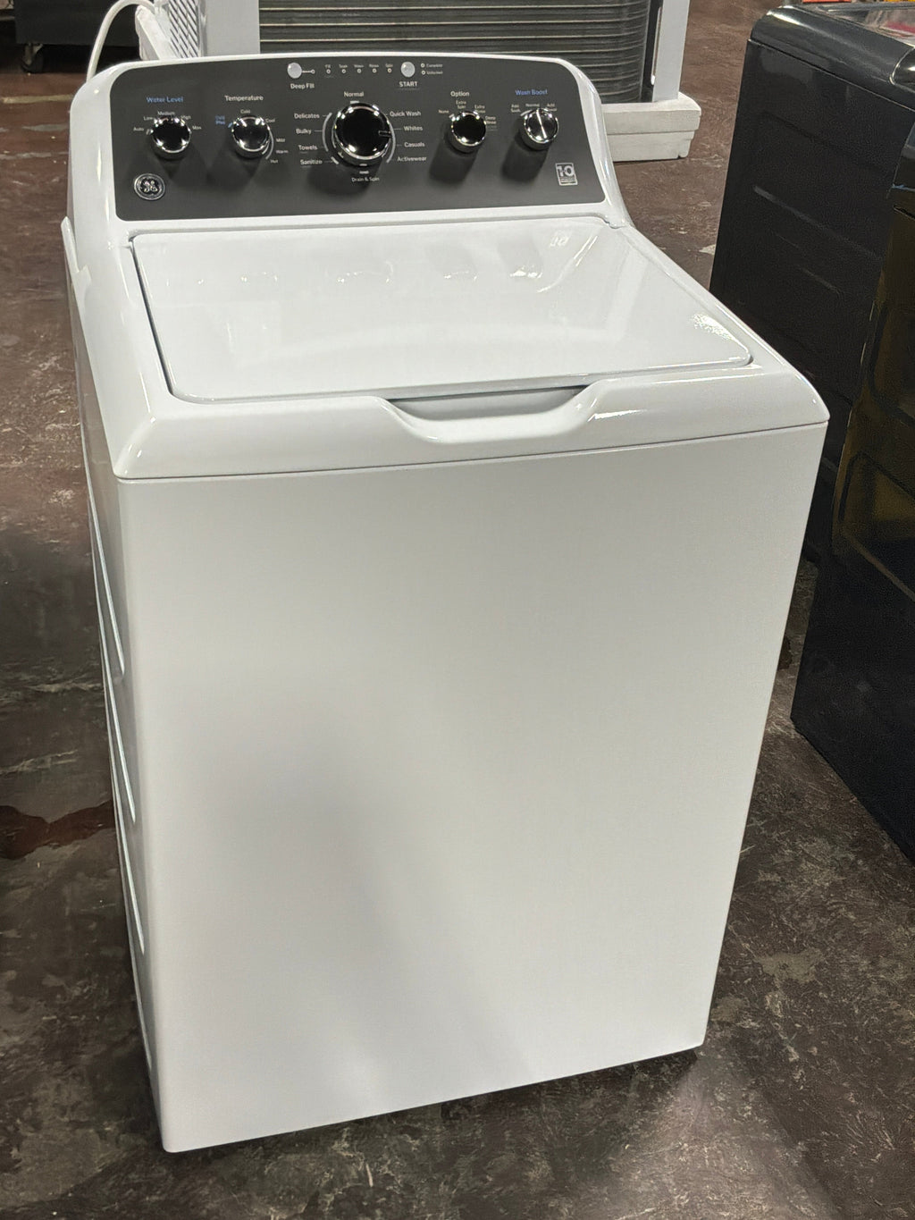 GE GE® 4.5 cu. ft. Capacity Washer with Stainless Steel Basket, Cold Plus and Wash Boost