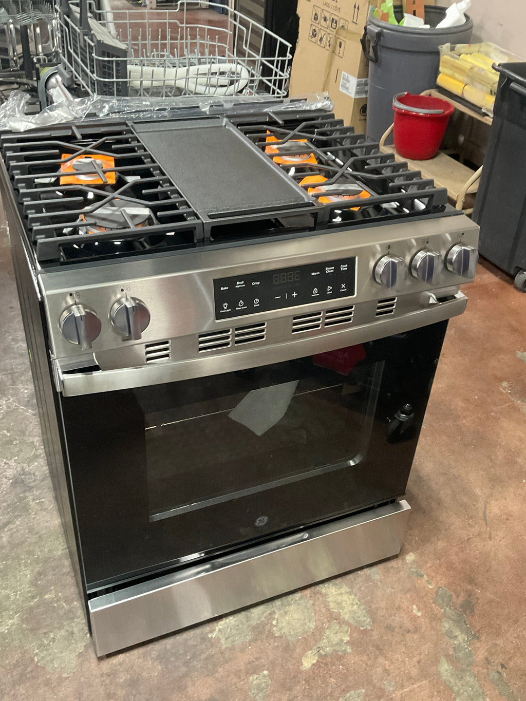 GE® 30" Slide-In Front Control Gas Range with Crisp Mode