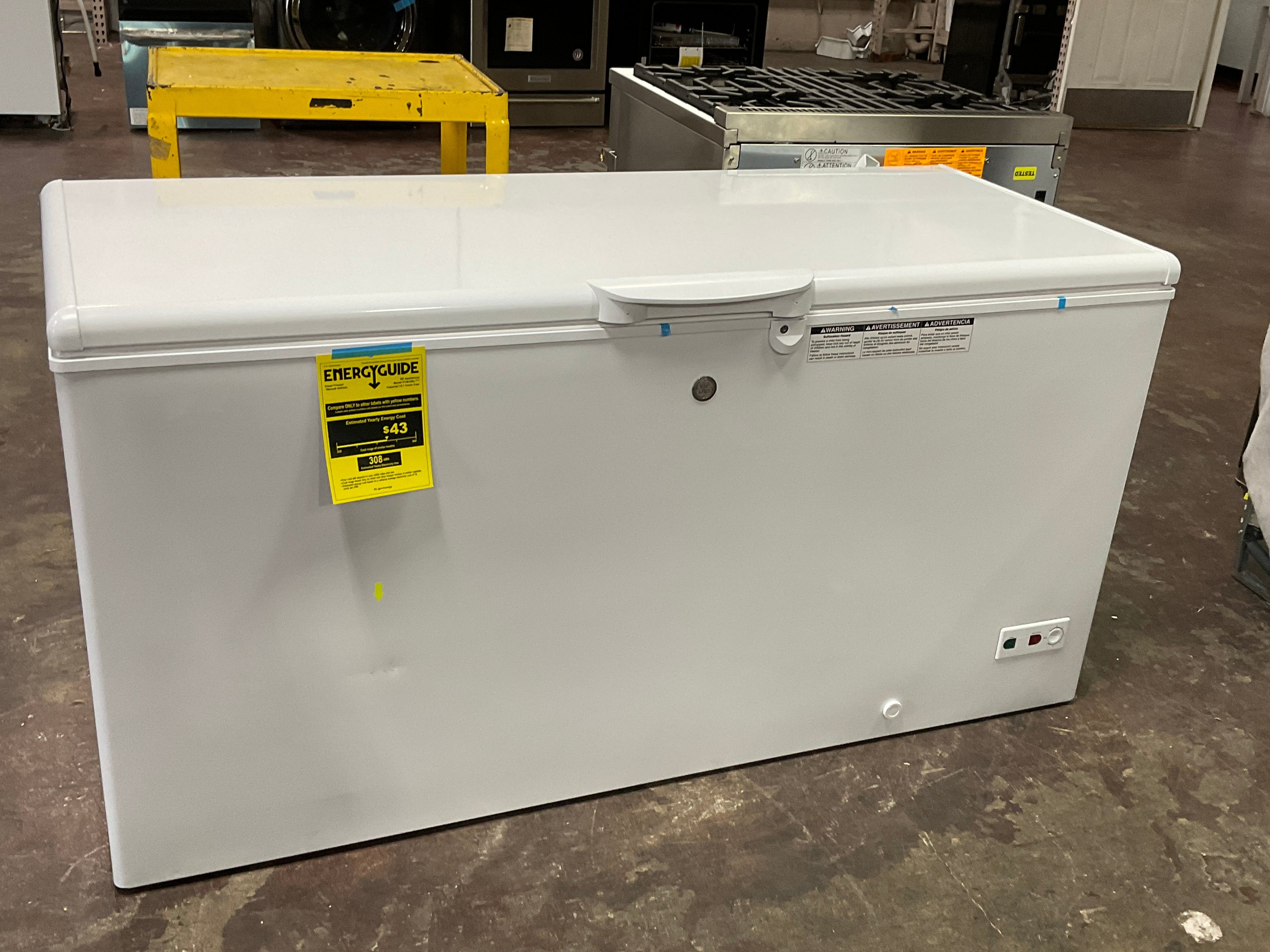 GE® 15.7 Cu. Ft. Manual Defrost Chest Freezer