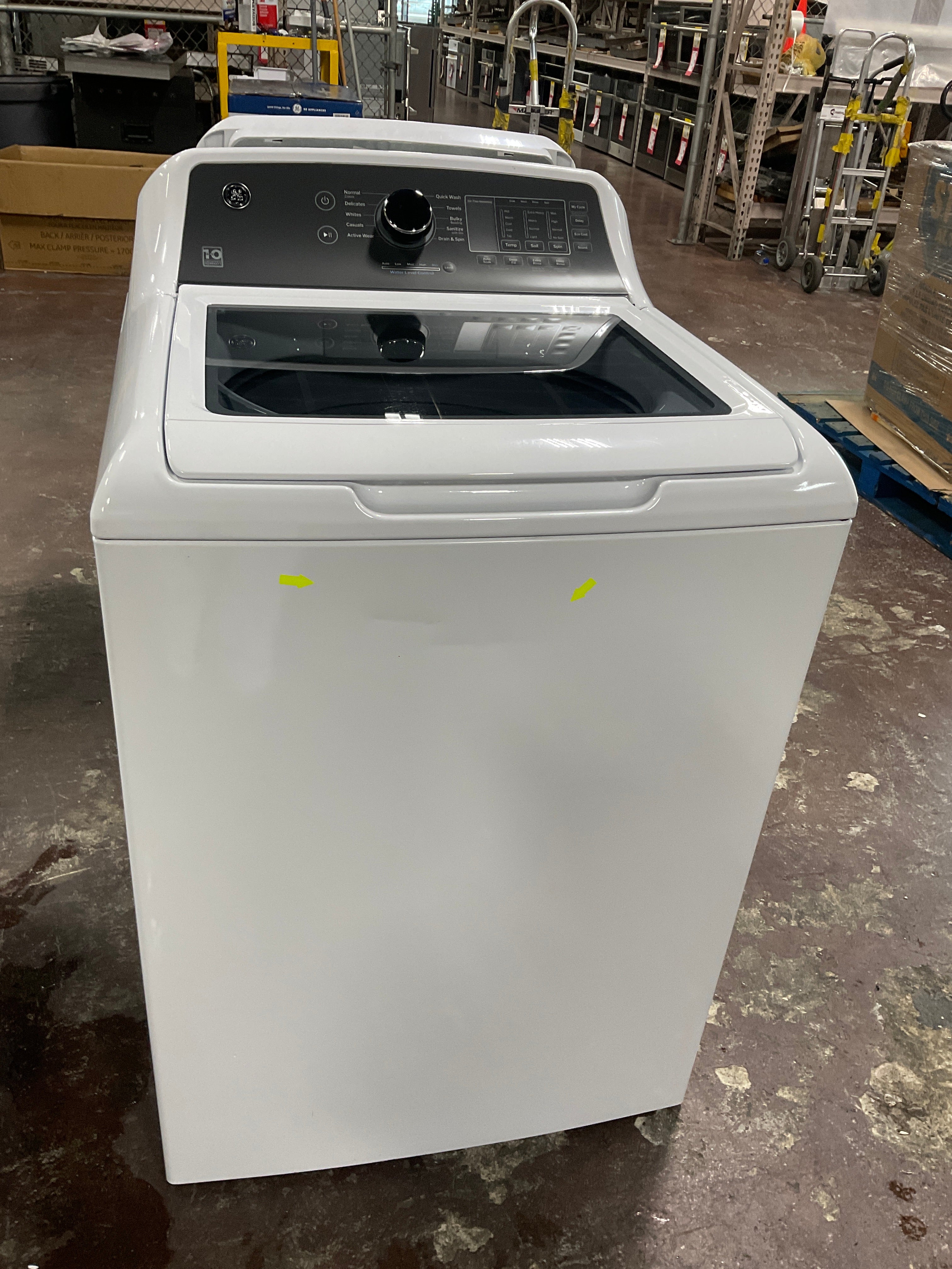 GE GE® 4.5 cu. ft. Capacity Washer with Water Level Control
