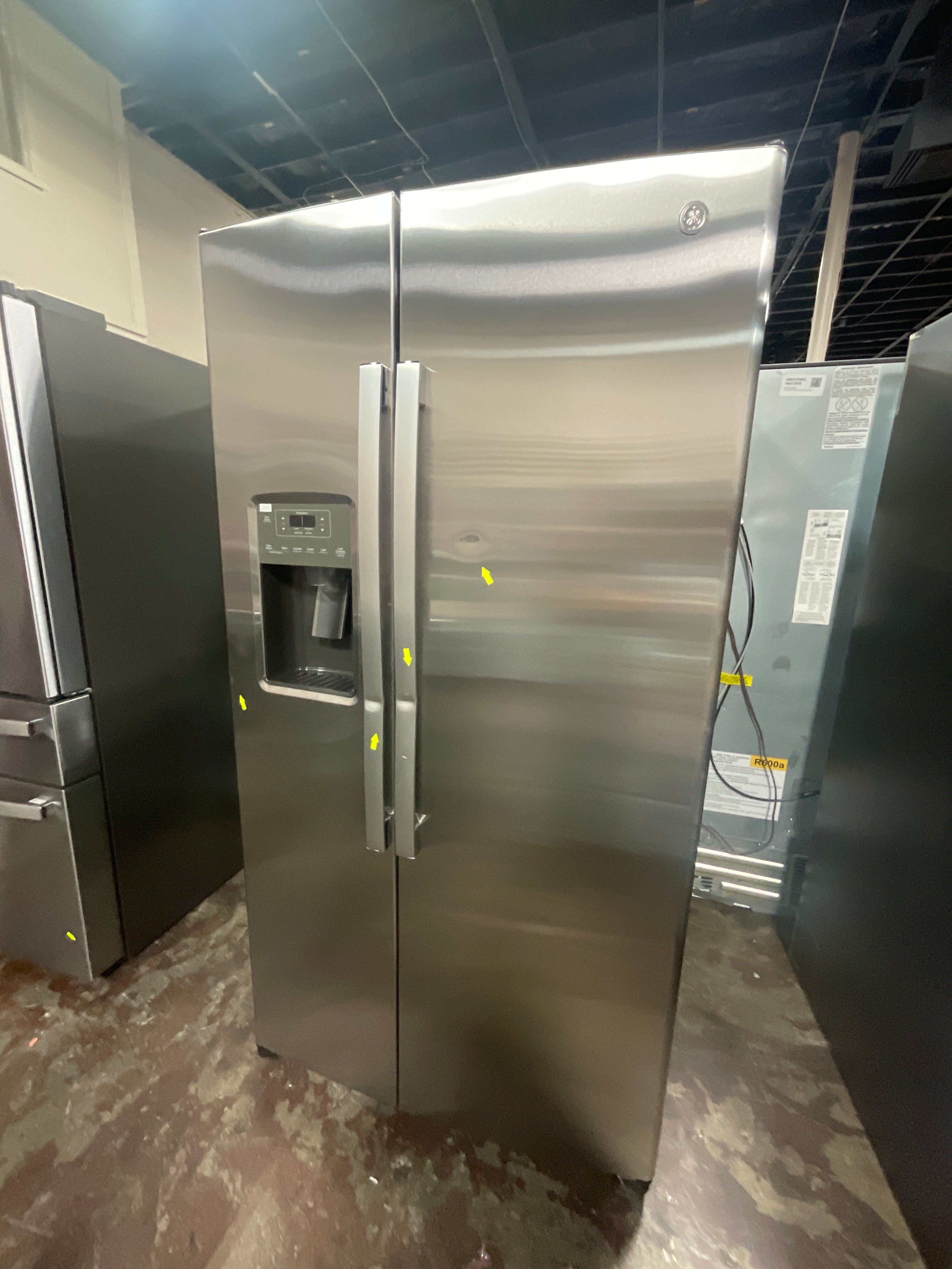 GE 25.3 Cu. Ft. Side-By-Side Refrigerator