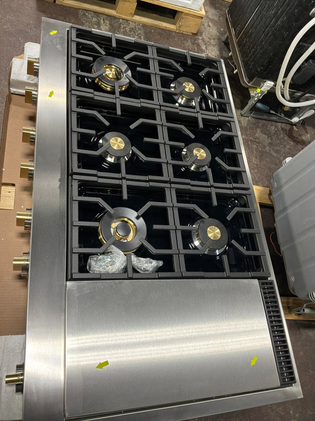 Monogram 48" Professional Gas Rangetop with 6 Burners and Griddle