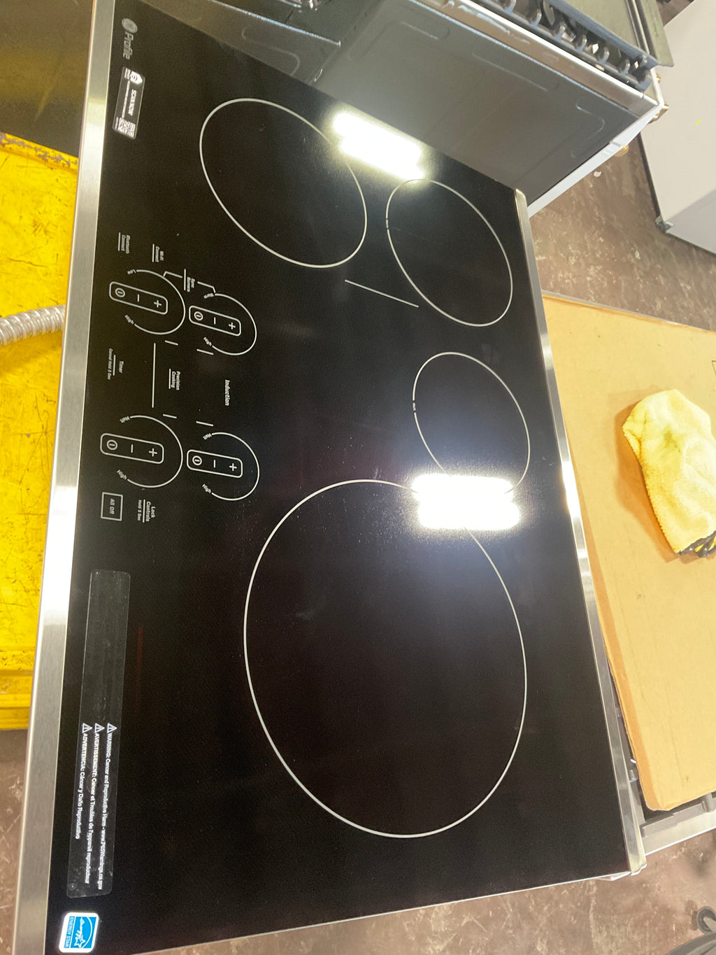 GE Profile™ ENERGY STAR® 30" Built-In Touch Control Induction Cooktop