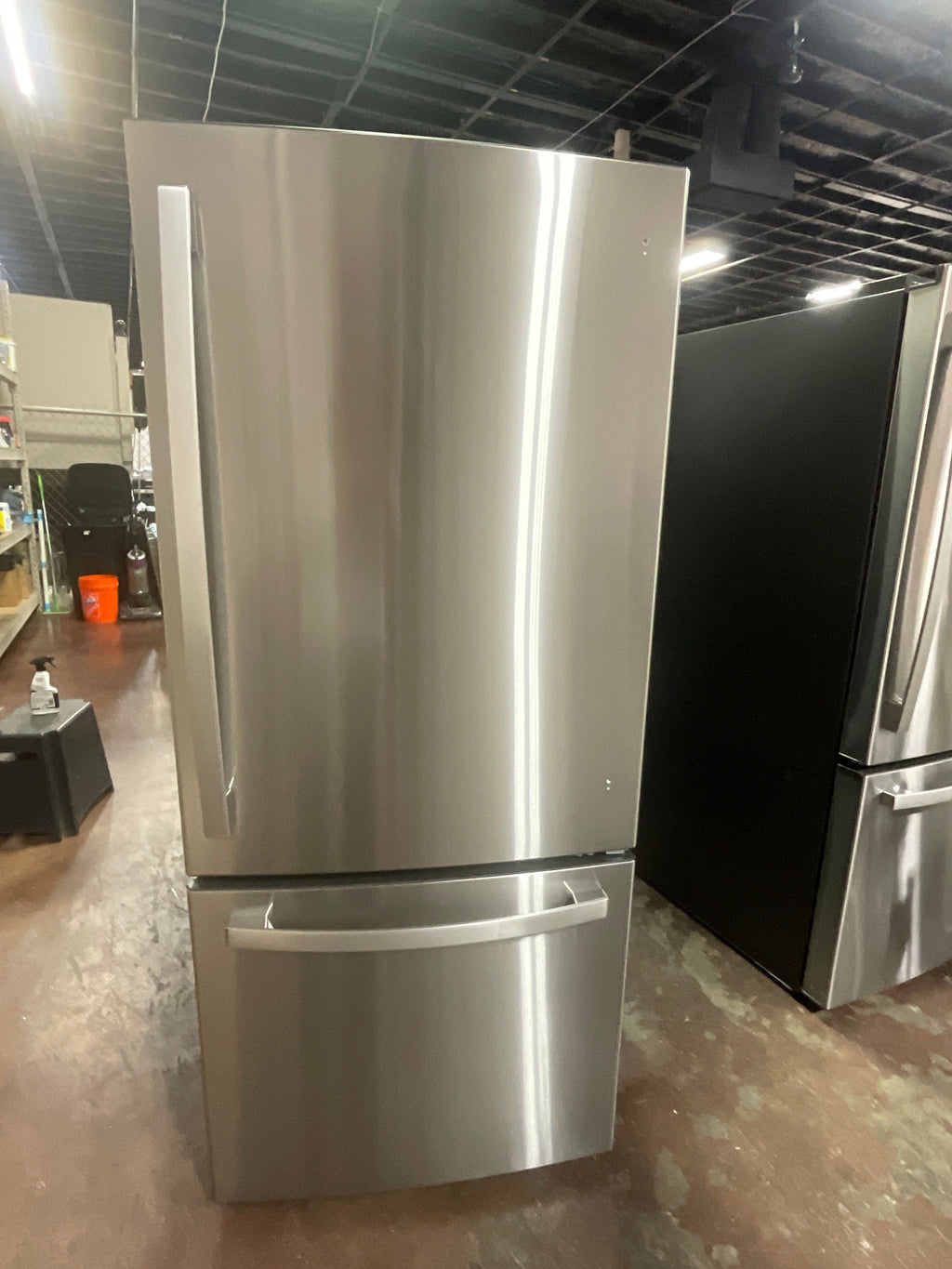 GE® ENERGY STAR® 20.9 Cu. Ft. Bottom-Freezer Refrigerator