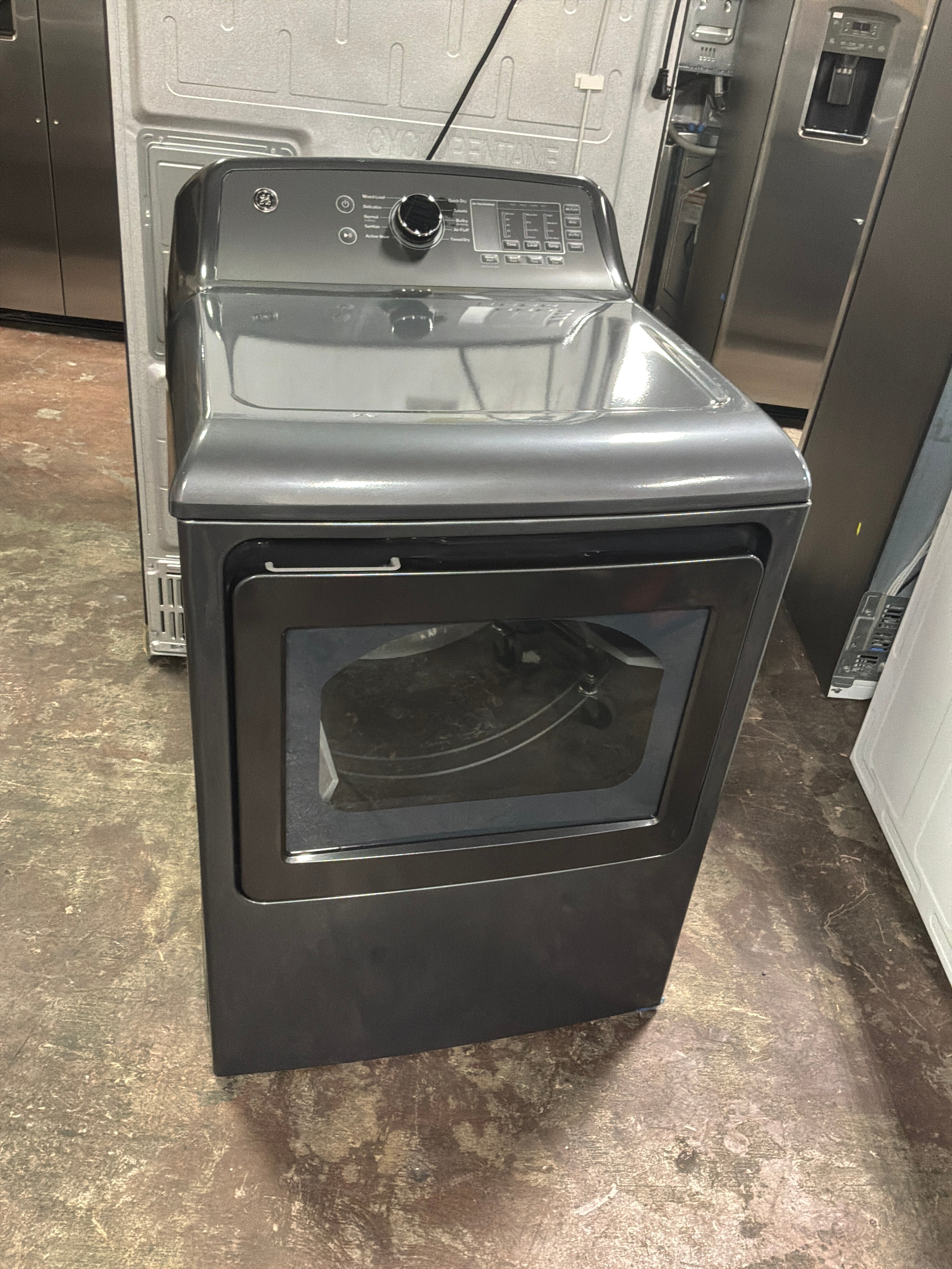 GE GE® 7.4 cu. ft. Capacity Electric Dryer with Up To 120 ft. Venting and Sensor Dry