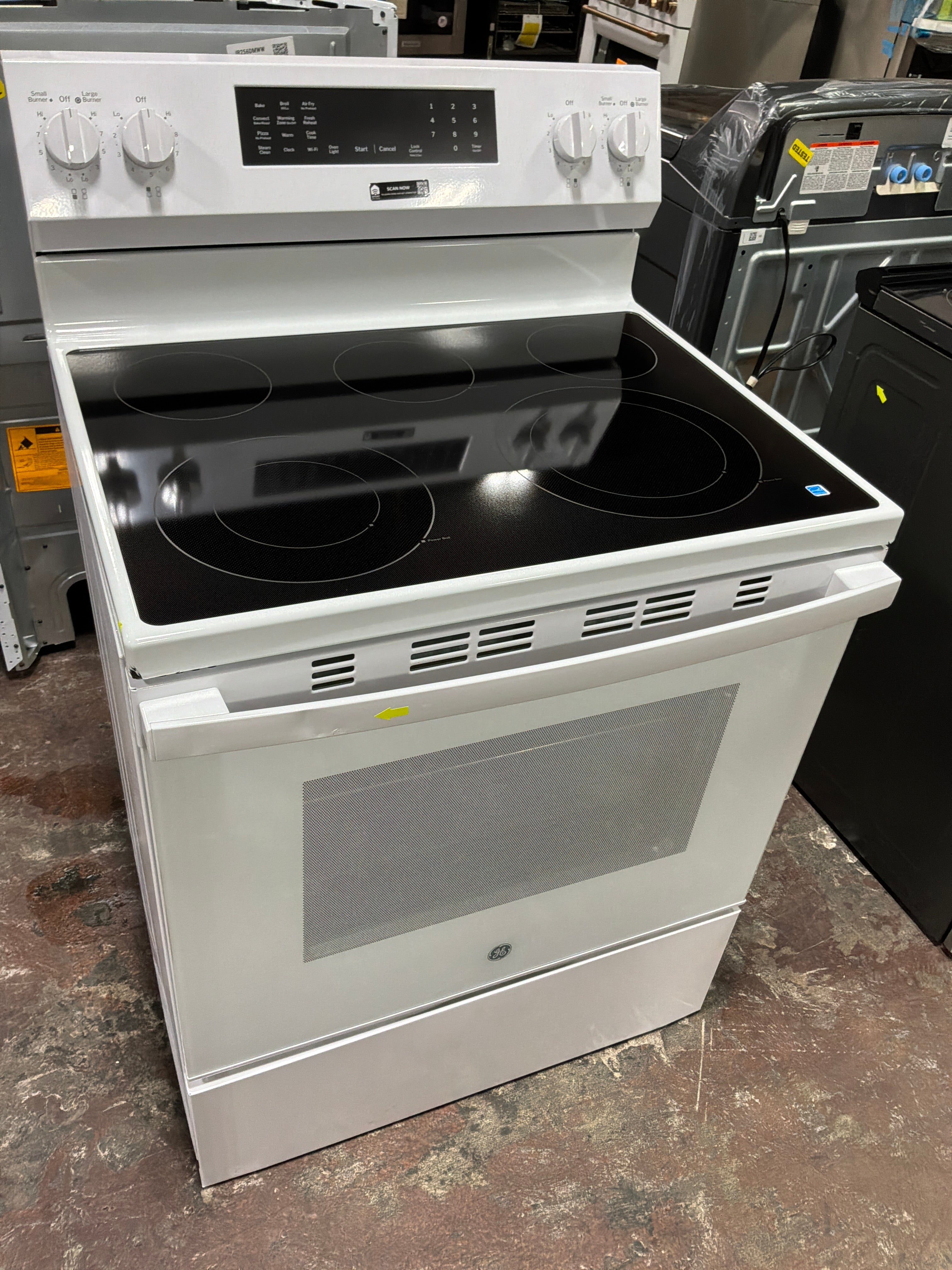 GE® ENERGY STAR® 30" Free-Standing Electric Convection Range with No Preheat Air Fry and EasyWash™ Oven Tray