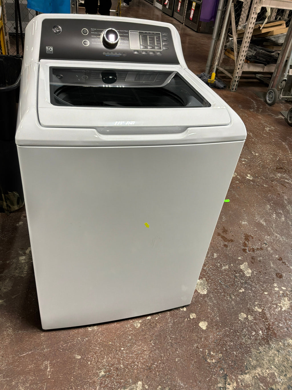 GE GE® 4.5 cu. ft. Capacity Washer with Water Level Control