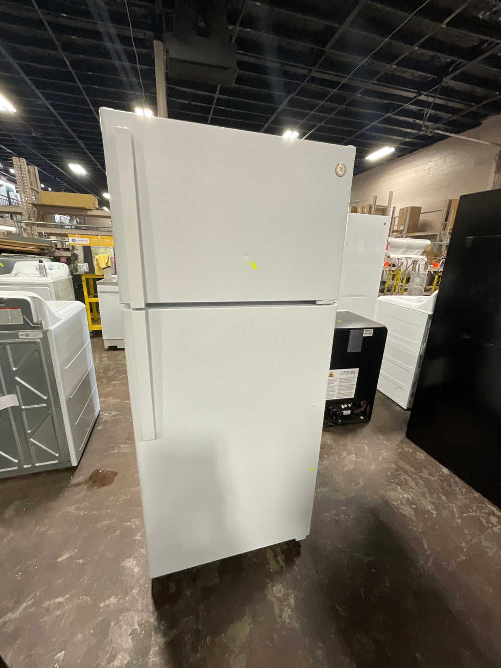 GE GE® 16.6 Cu. Ft. Top-Freezer Refrigerator