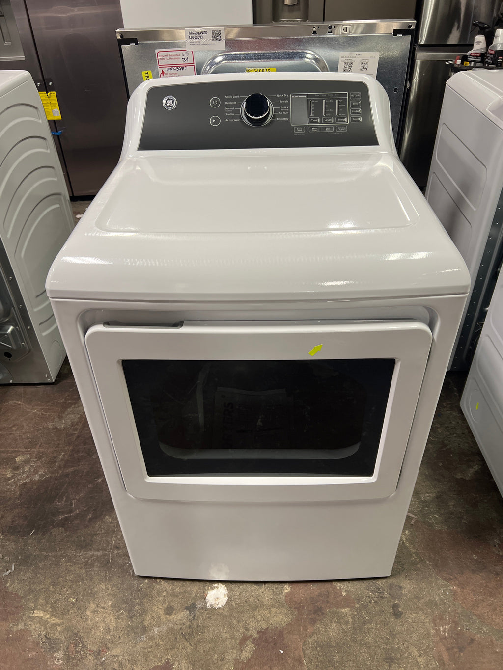 GE GE® 7.4 cu. ft. Capacity Electric Dryer with Up To 120 ft. Venting and Sensor Dry