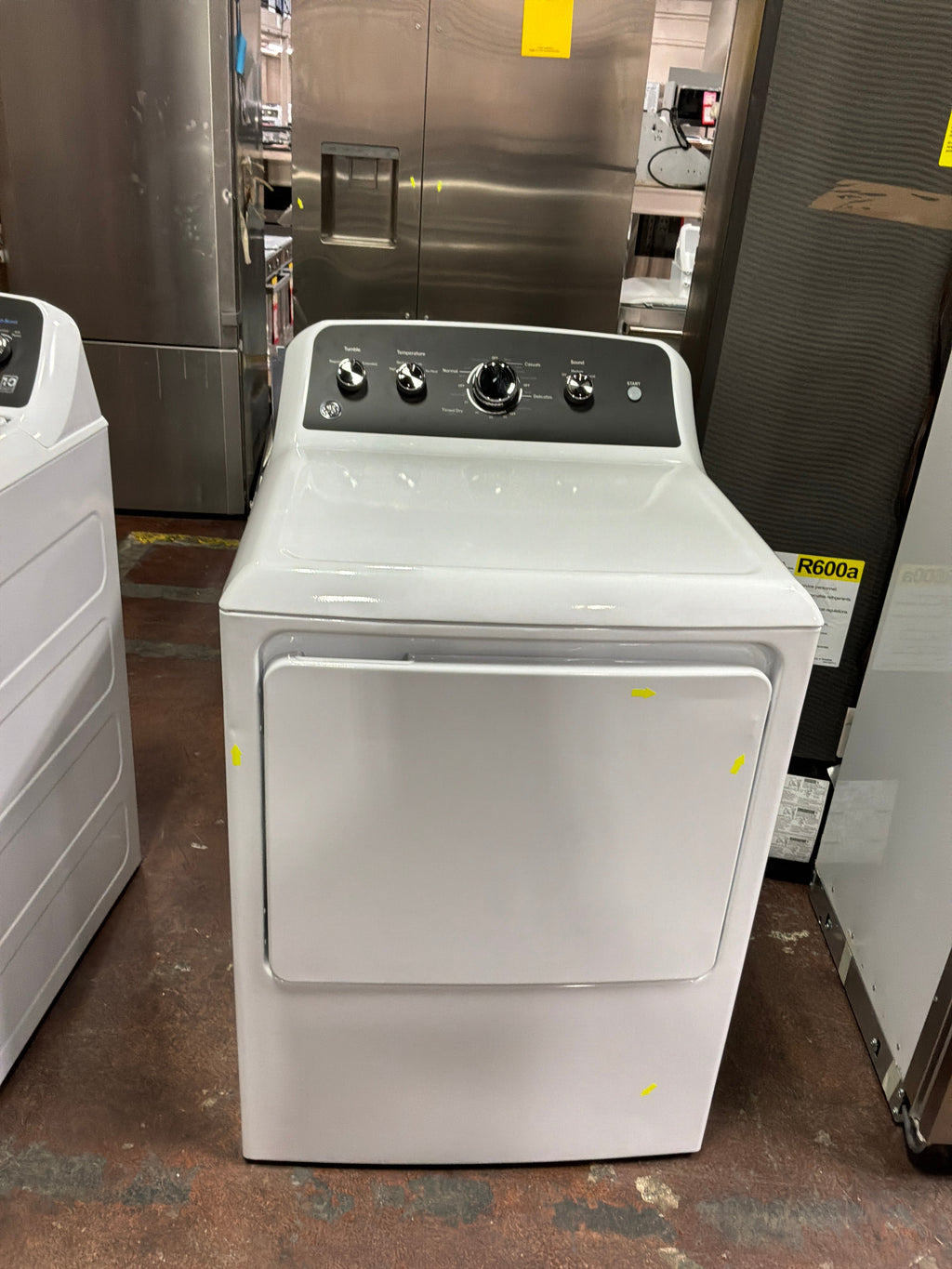 GE GE® 7.2 cu. ft. Capacity Electric Dryer with Up To 120 ft. Venting and Extended Tumble