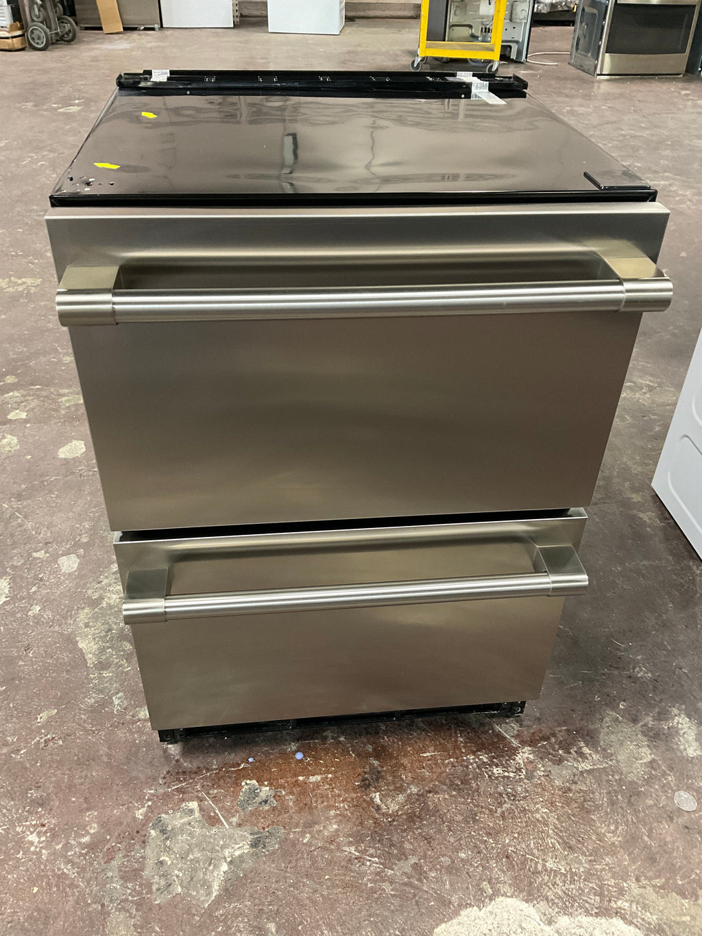 Monogram 24" Double-Drawer Refrigerator