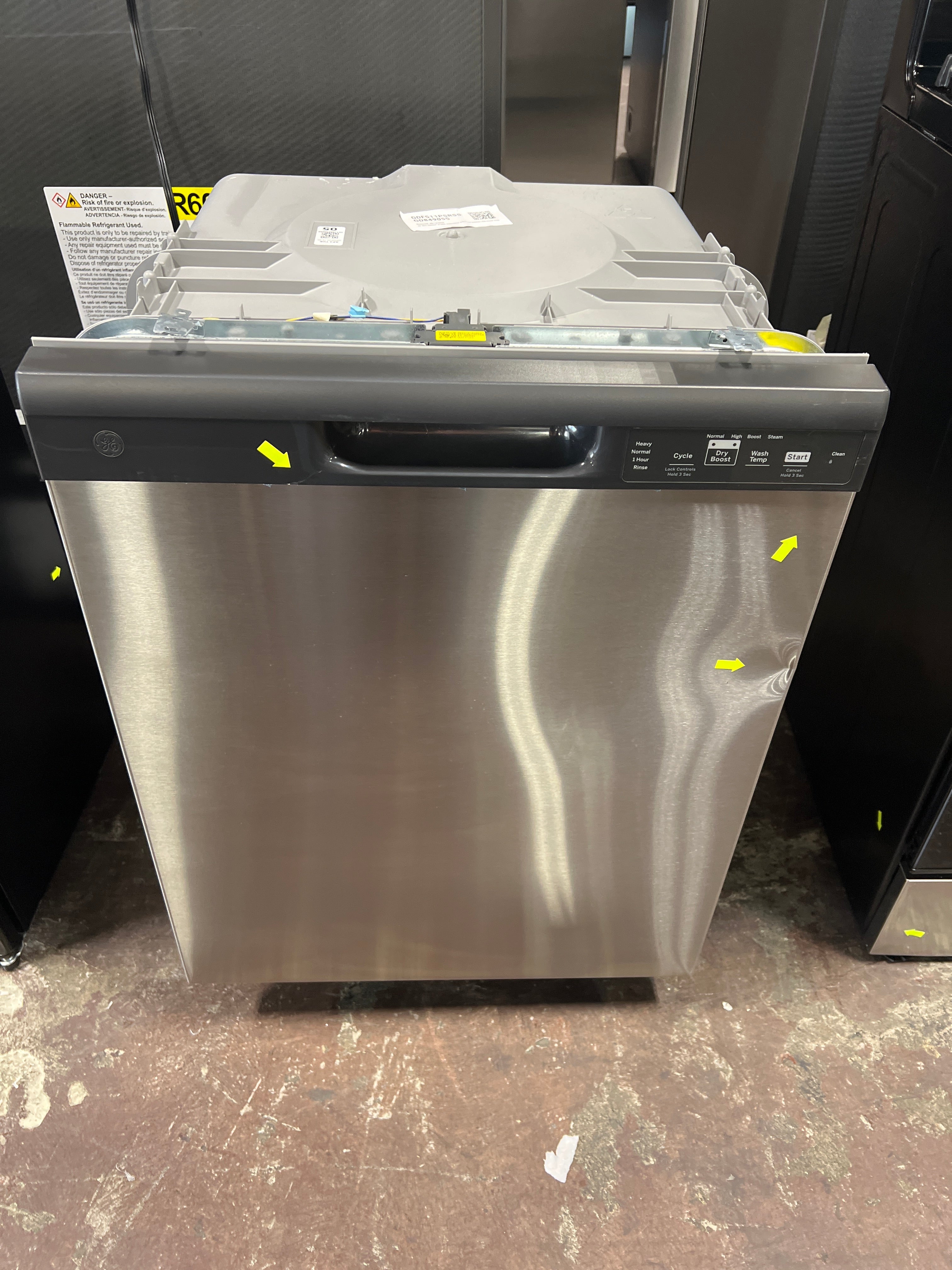GE GE® ENERGY STAR® Dishwasher with Front Controls with Power Cord