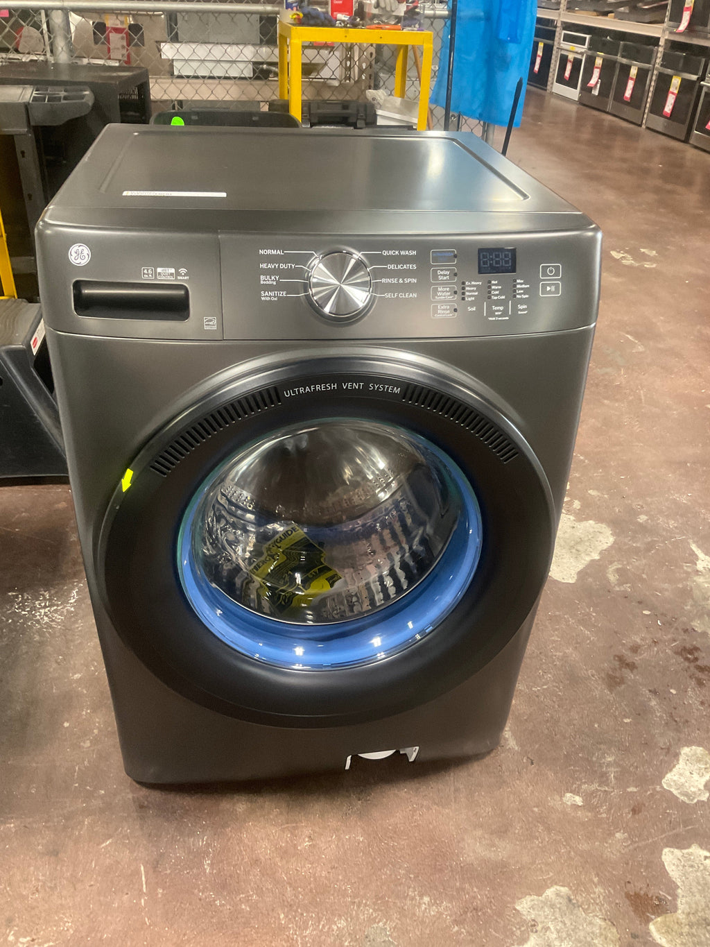 GE® ENERGY STAR® 4.6 cu. ft. Capacity Smart Front Load Washer with UltraFresh Vent System with OdorBlock™