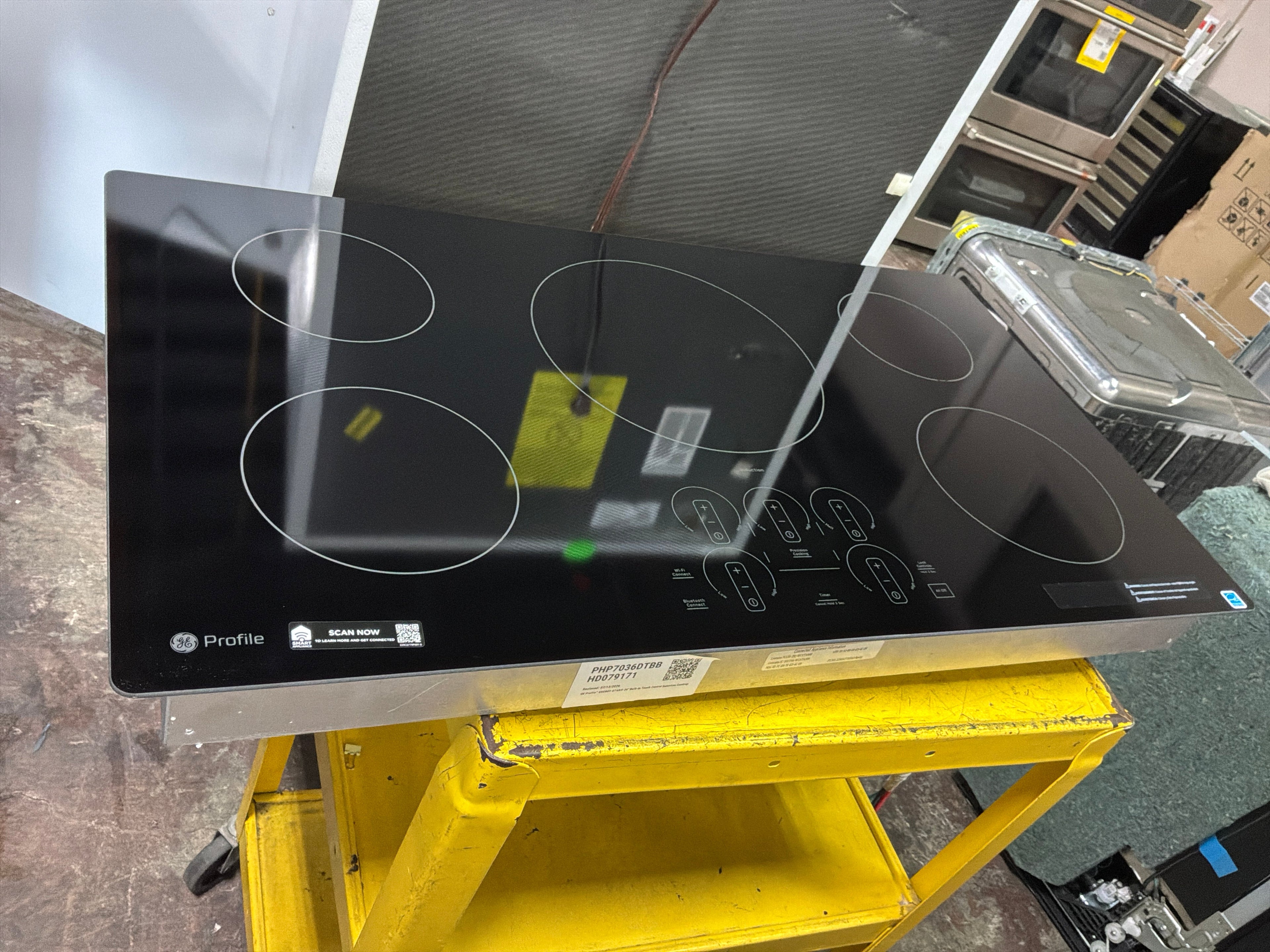 GE Profile™ ENERGY STAR® 36" Built-In Touch Control Induction Cooktop