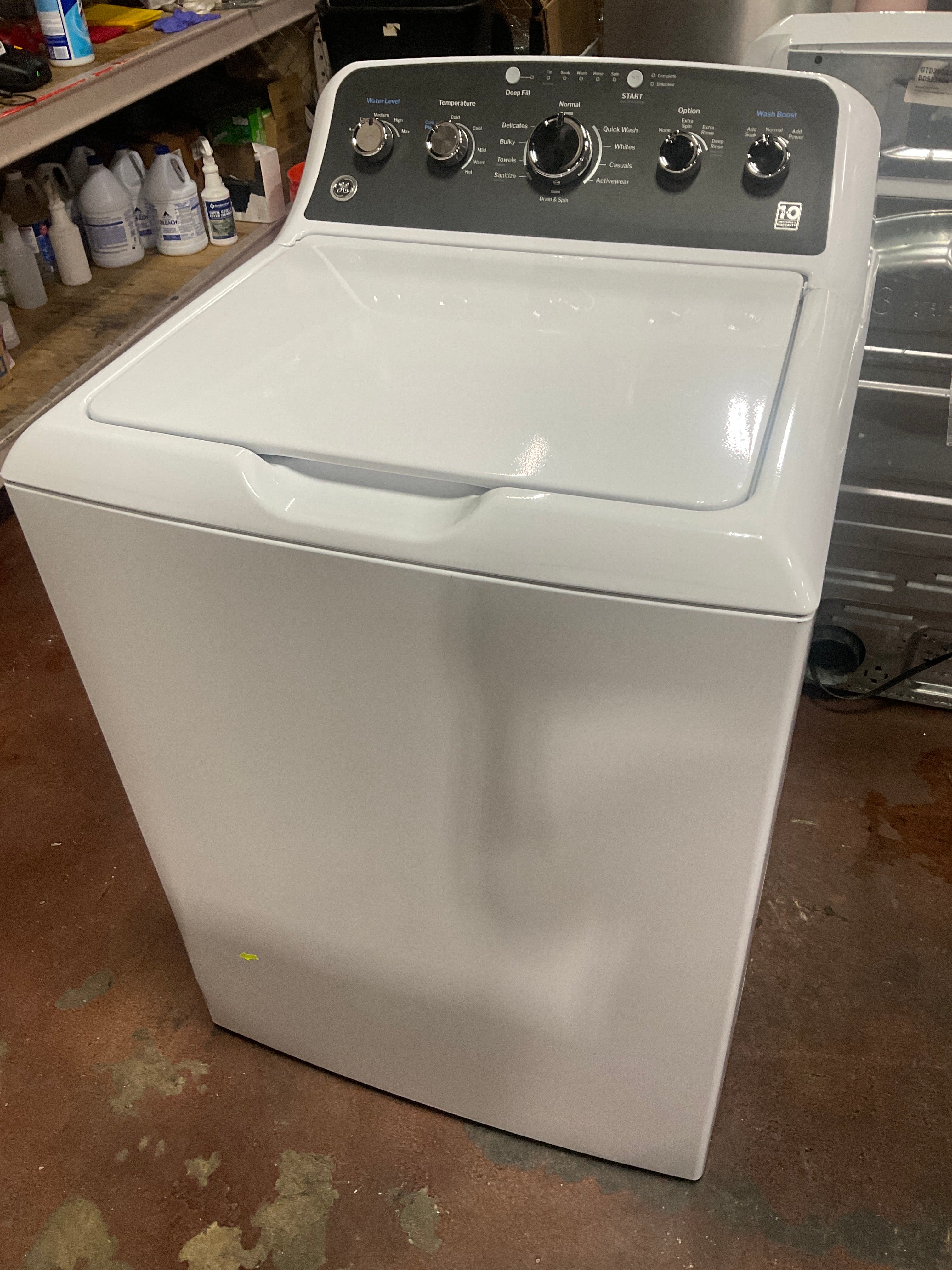 GE GE® 4.5 cu. ft. Capacity Washer with Stainless Steel Basket, Cold Plus and Wash Boost