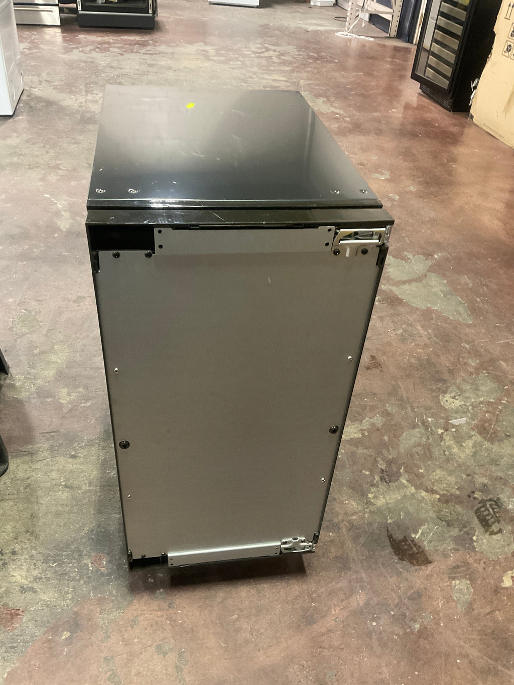 Ice Maker 15-Inch Panel-Ready - Clear Ice