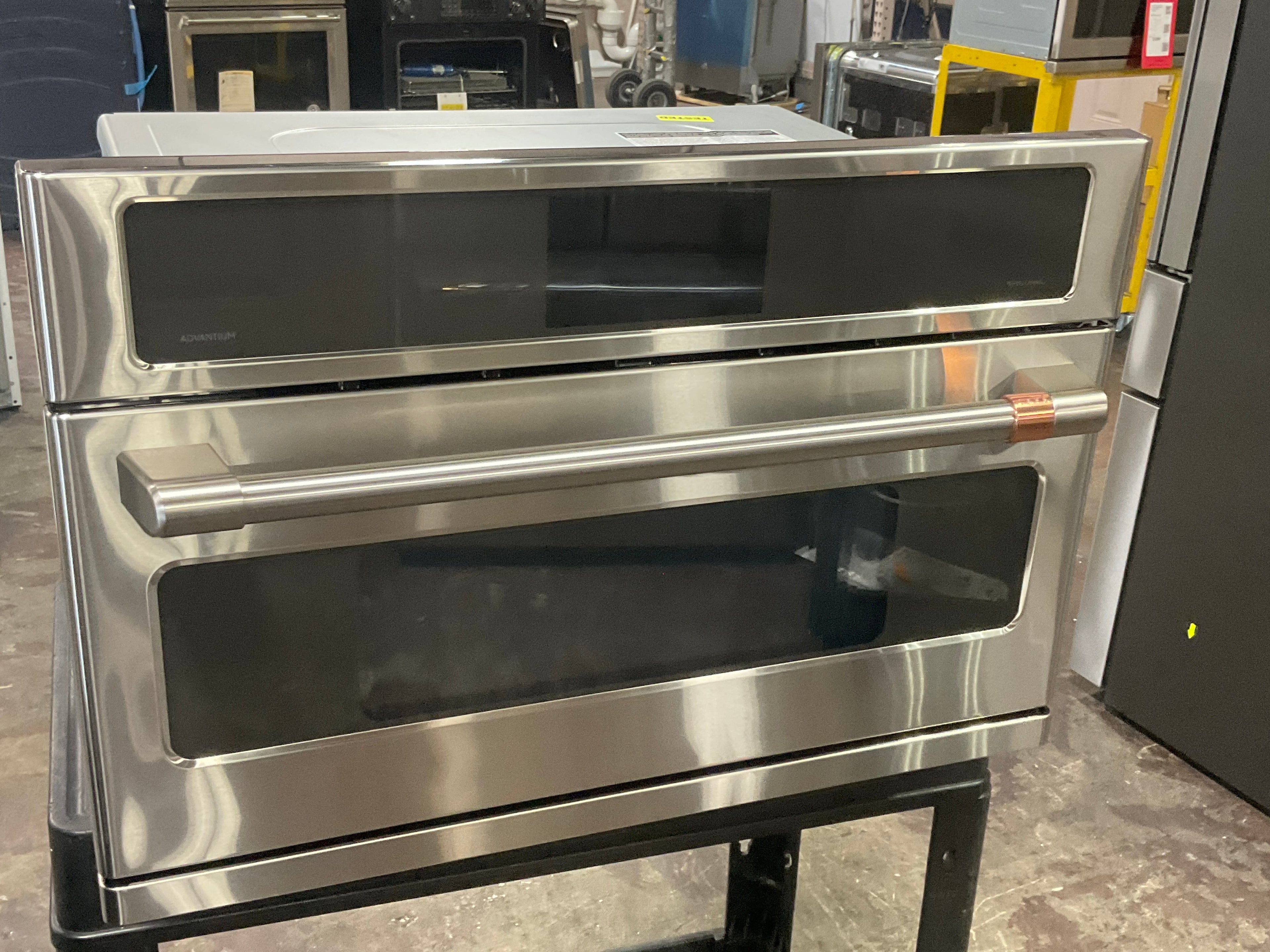 CAFÉ™ 30" Custom Speed Cook Oven with 120V Advantium® Technology