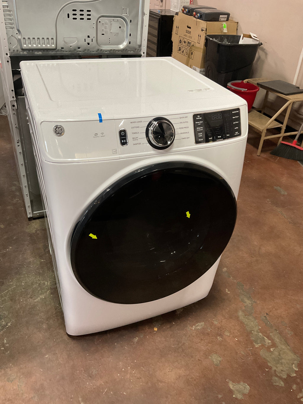 GE GE® ENERGY STAR® 7.8 cu. ft. Capacity Smart Front Load Electric Dryer with Sanitize Cycle