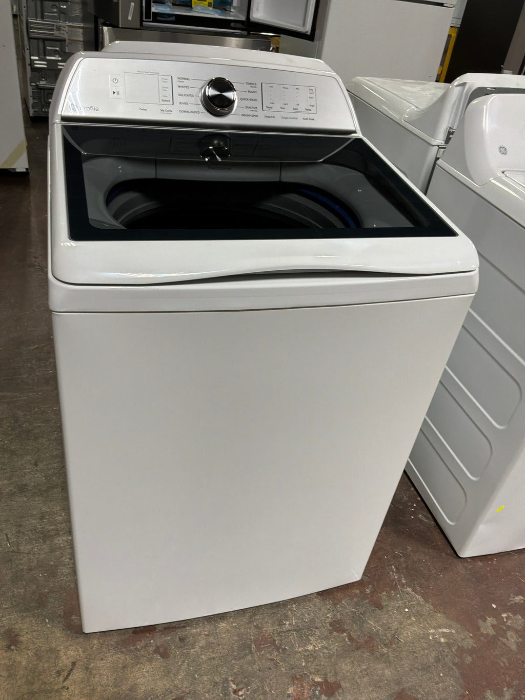 GE Profile™ ENERGY STAR® 5.0 cu. ft. Capacity Washer with Smarter Wash Technology and FlexDispense™