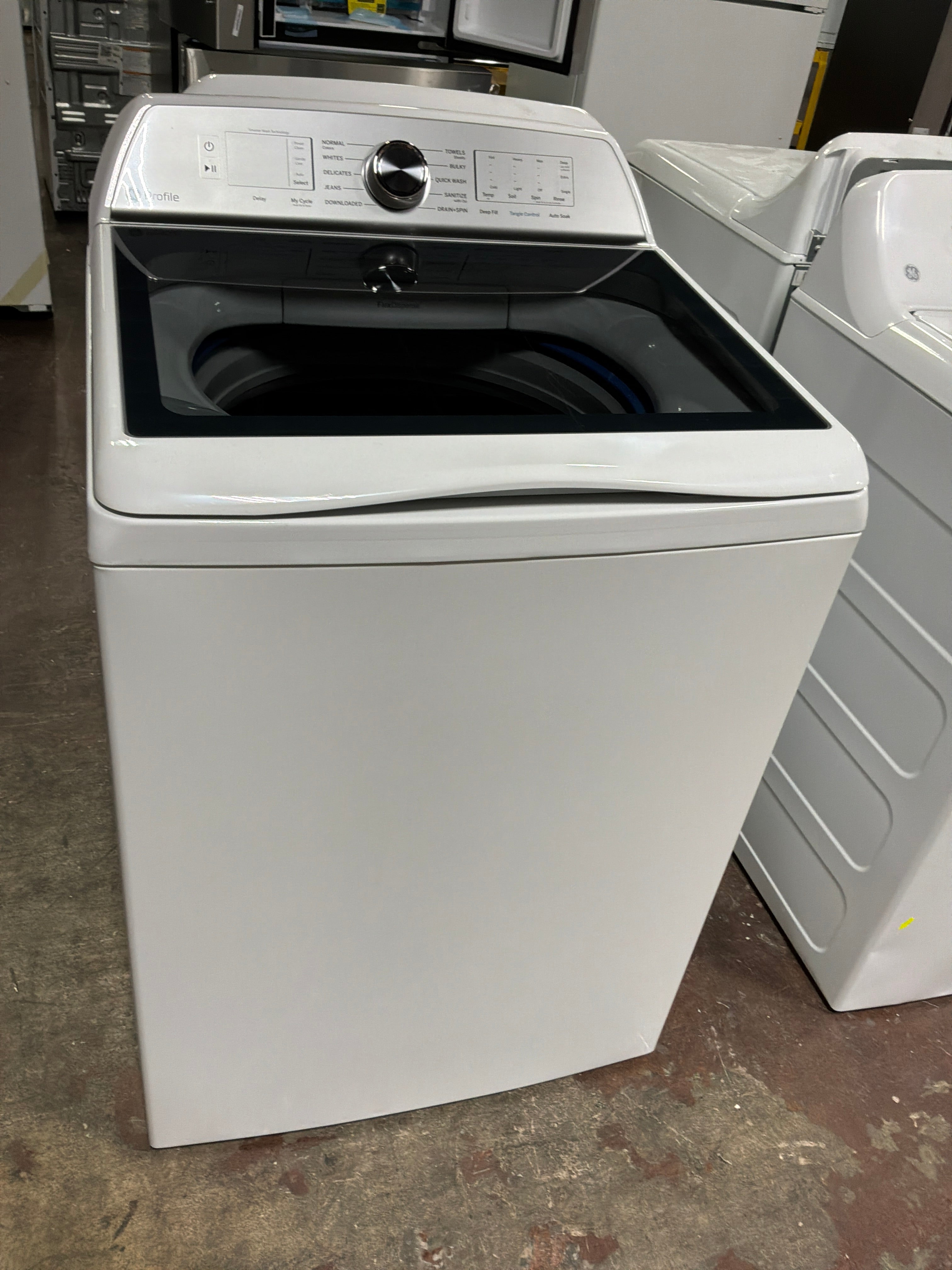 GE Profile™ ENERGY STAR® 5.0 cu. ft. Capacity Washer with Smarter Wash Technology and FlexDispense™