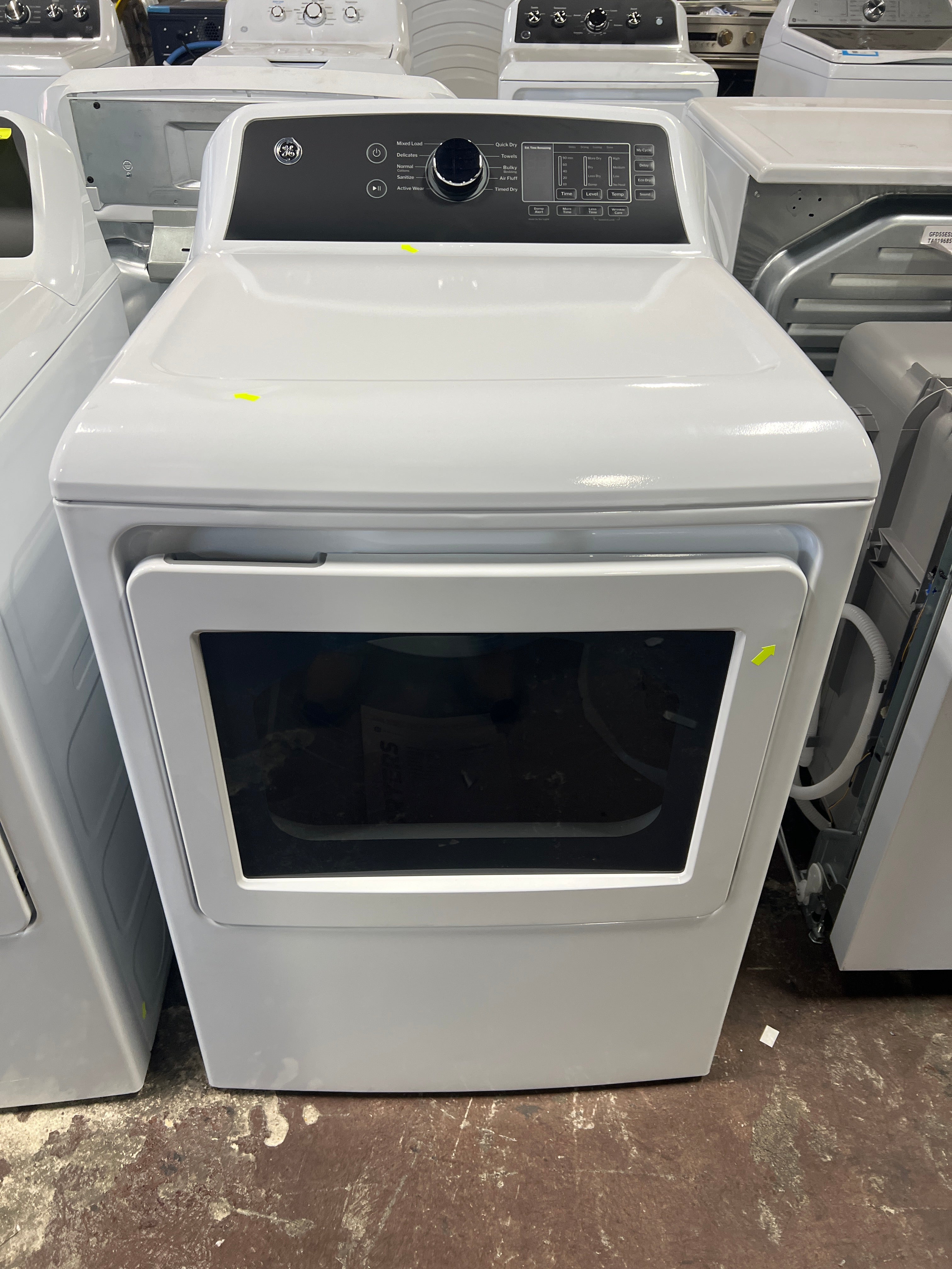 GE GE® 7.4 cu. ft. Capacity Electric Dryer with Up To 120 ft. Venting and Sensor Dry