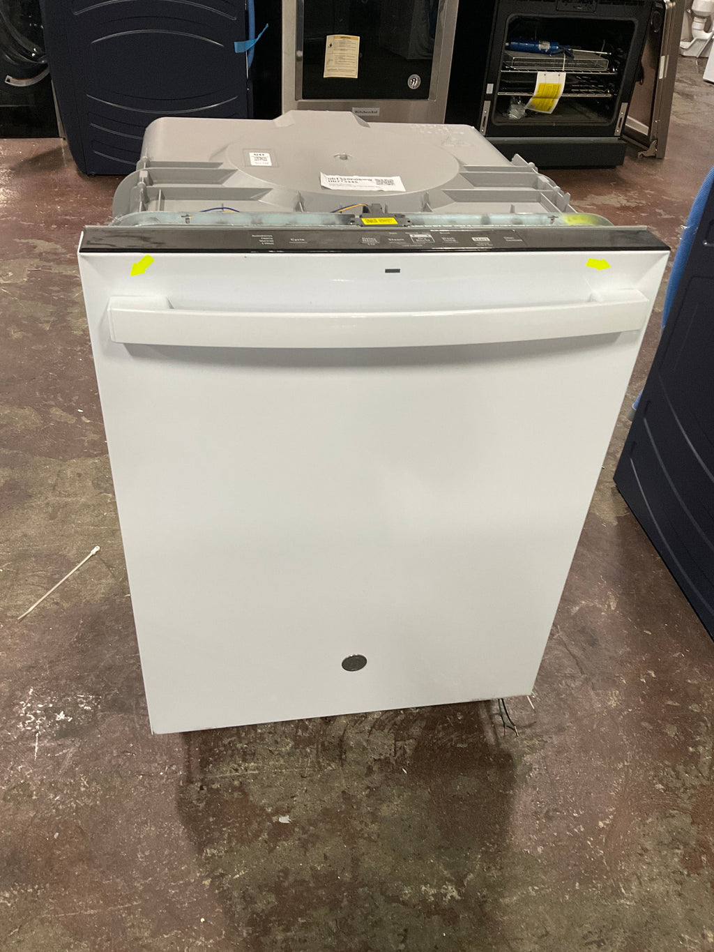 GE GE® ENERGY STAR® Top Control with Plastic Interior Dishwasher with Sanitize Cycle & Dry Boost