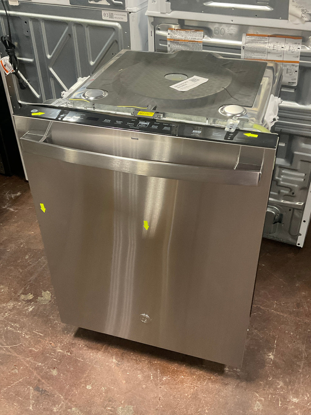 GE GE® ENERGY STAR® Top Control with Plastic Interior Dishwasher with Sanitize Cycle & Dry Boost