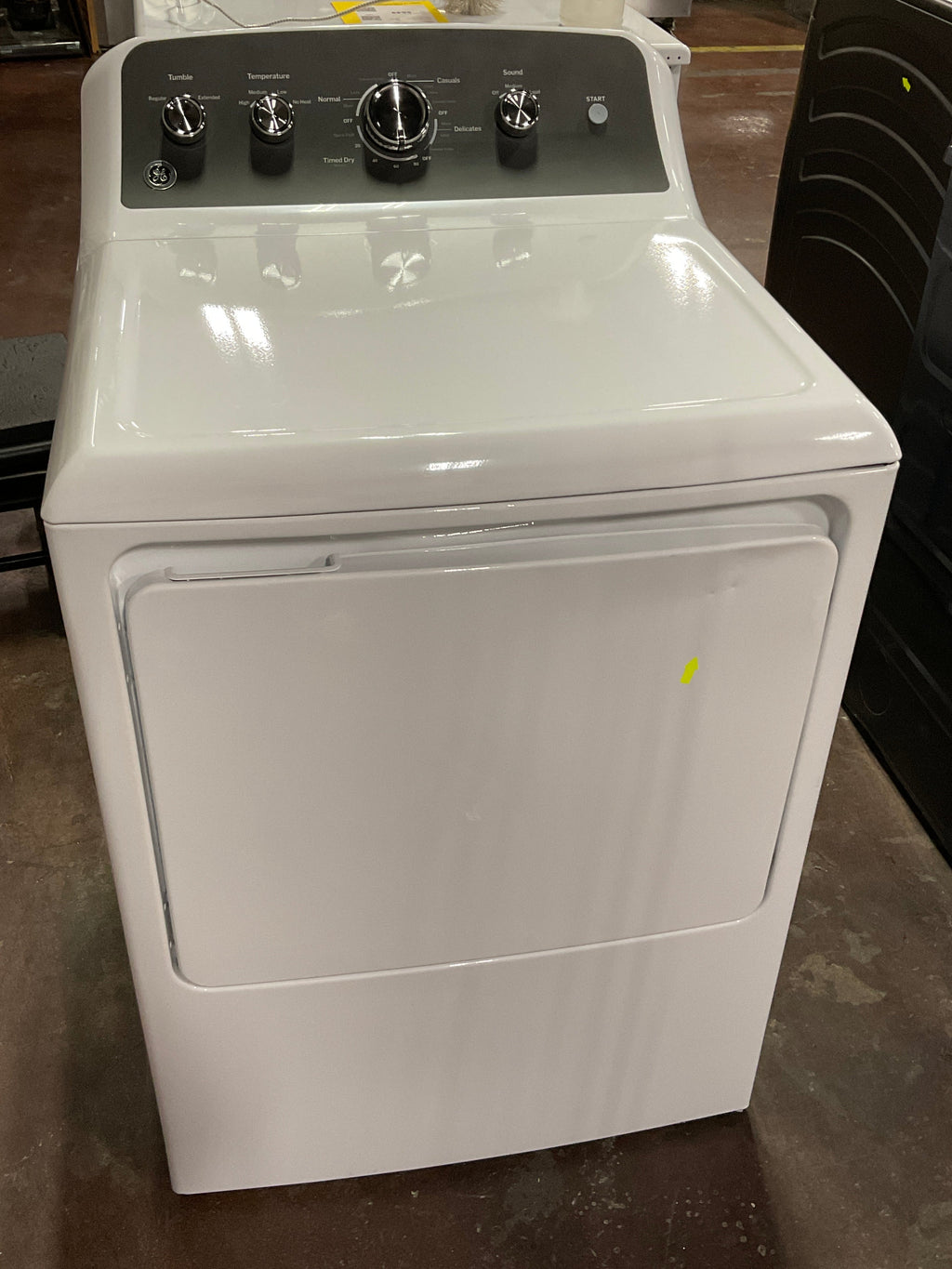 GE GE® 7.2 cu. ft. Capacity Electric Dryer with Up To 120 ft. Venting and Extended Tumble