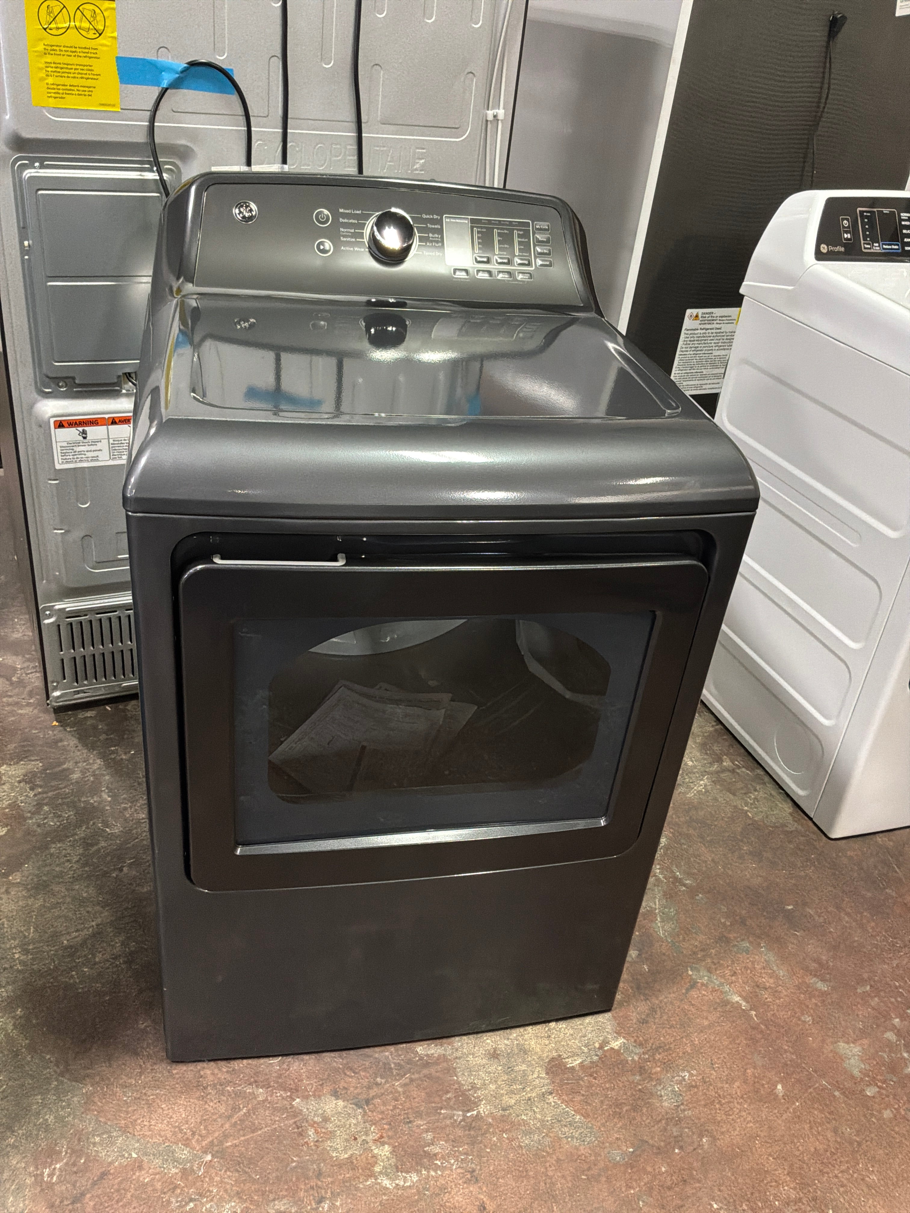 GE GE® 7.4 cu. ft. Capacity Electric Dryer with Up To 120 ft. Venting and Sensor Dry