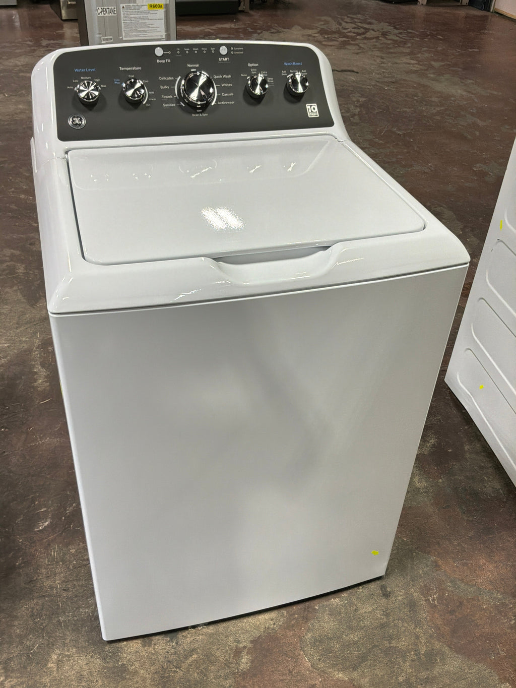 GE GE® 4.5 cu. ft. Capacity Washer with Stainless Steel Basket, Cold Plus and Wash Boost