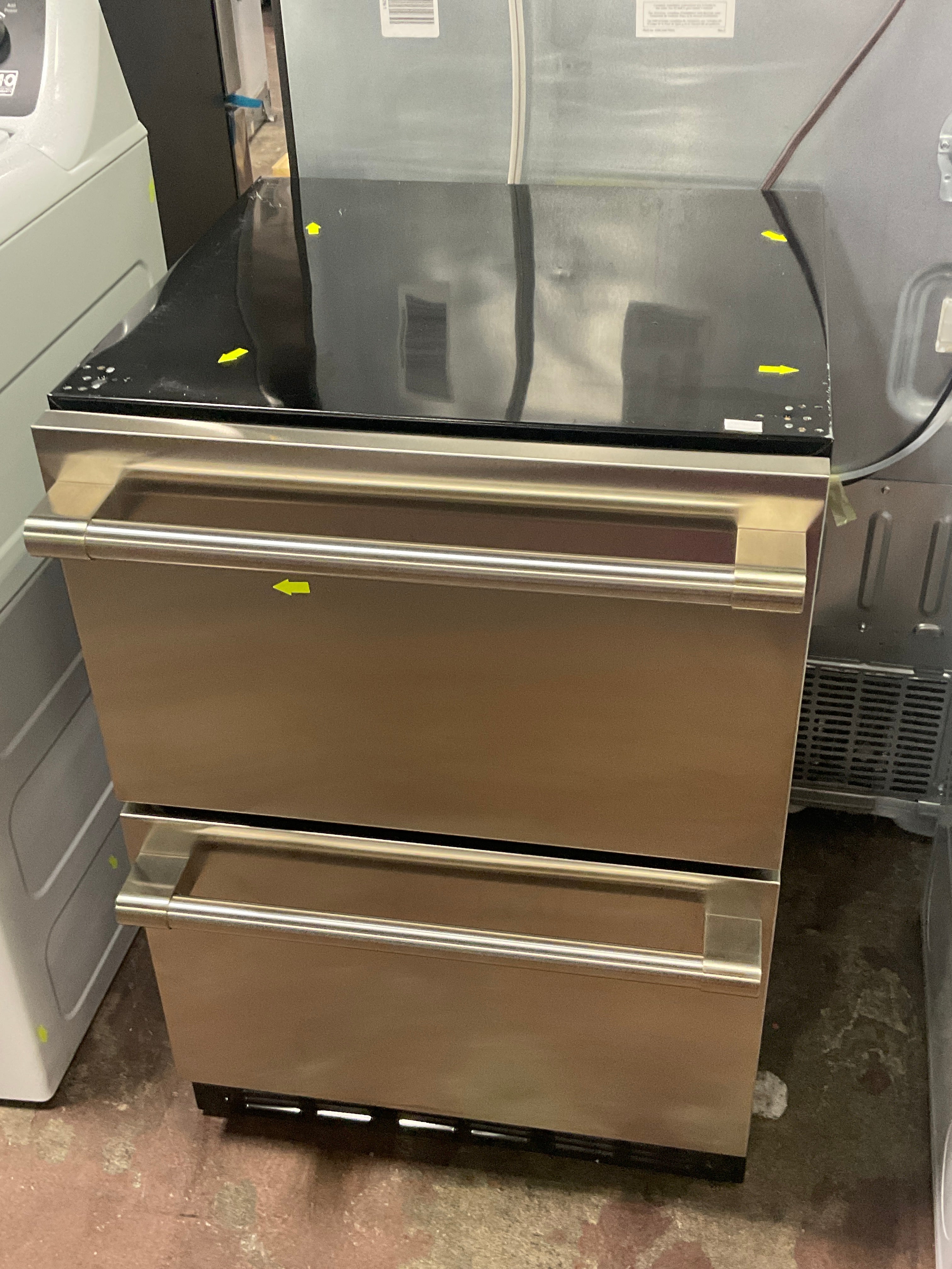 Monogram 24" Double-Drawer Refrigerator