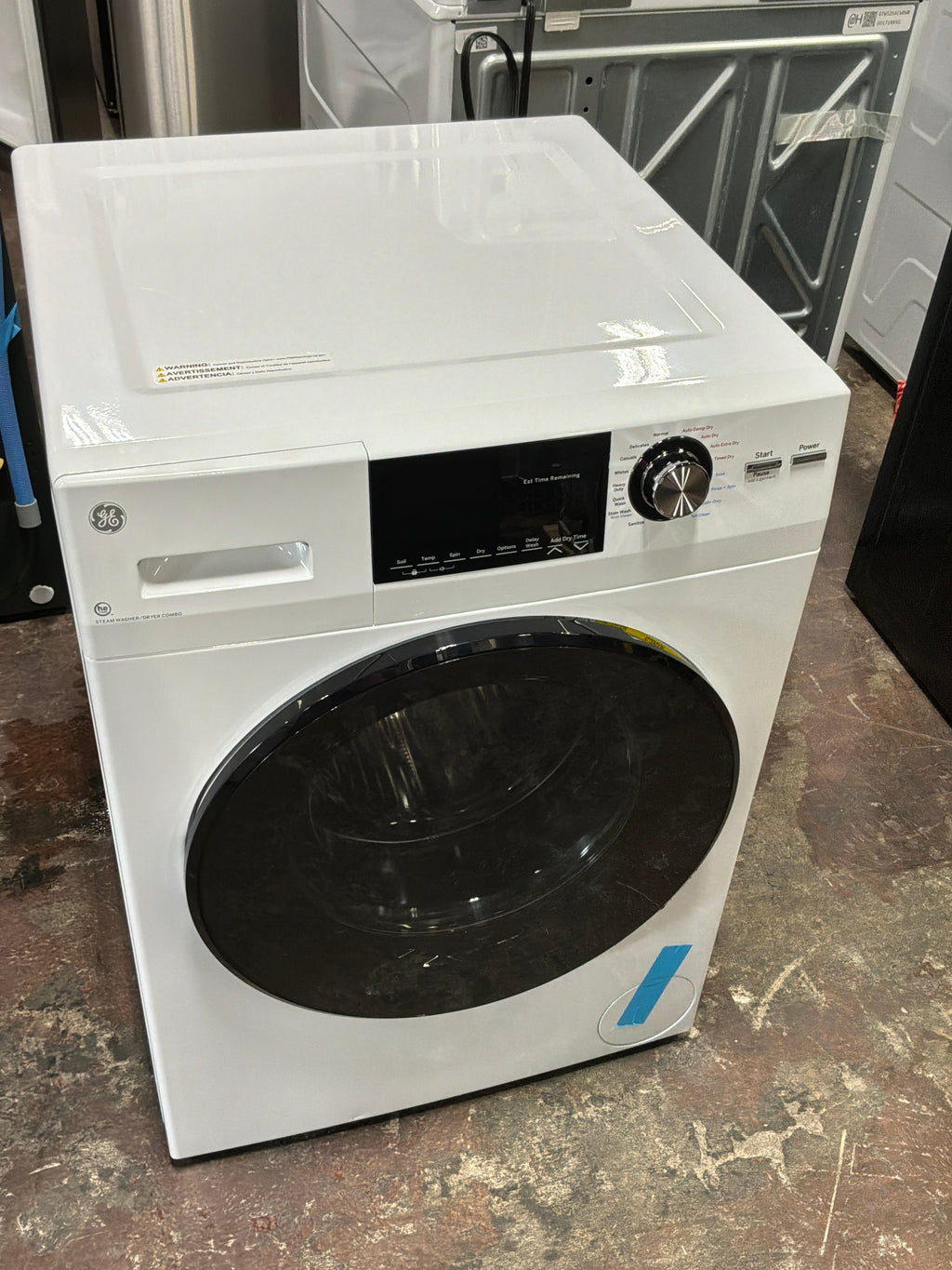 GE® 24" 2.4 cu. ft.Capacity Front Load Washer/Condenser Dryer Combo