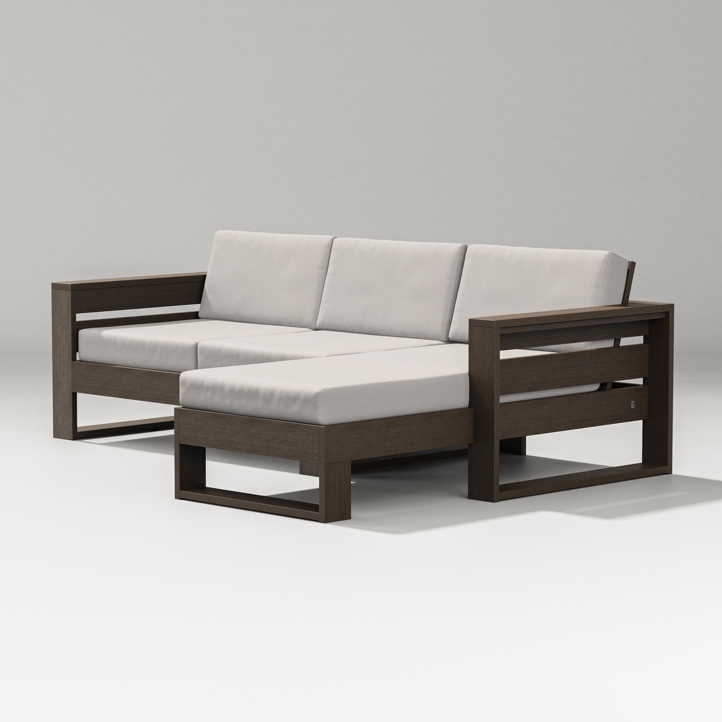 Latitude Right Chaise Sectional