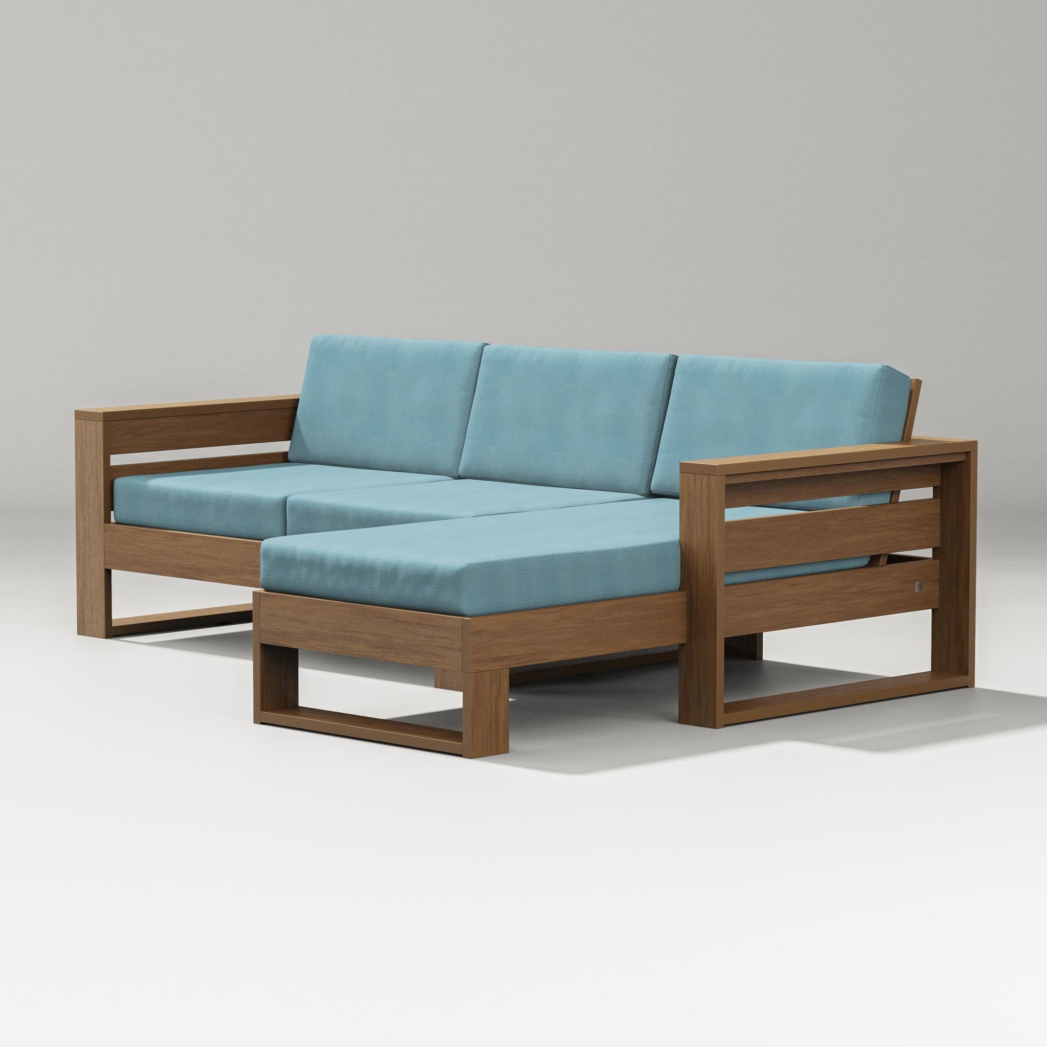 Latitude Right Chaise Sectional