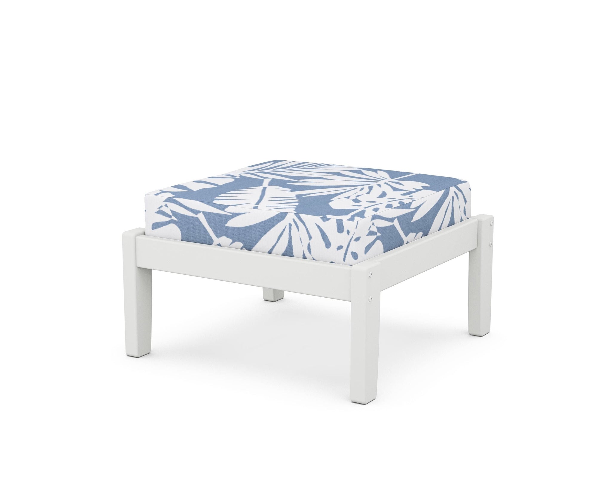 Vineyard Chaise with Arms and Wheels