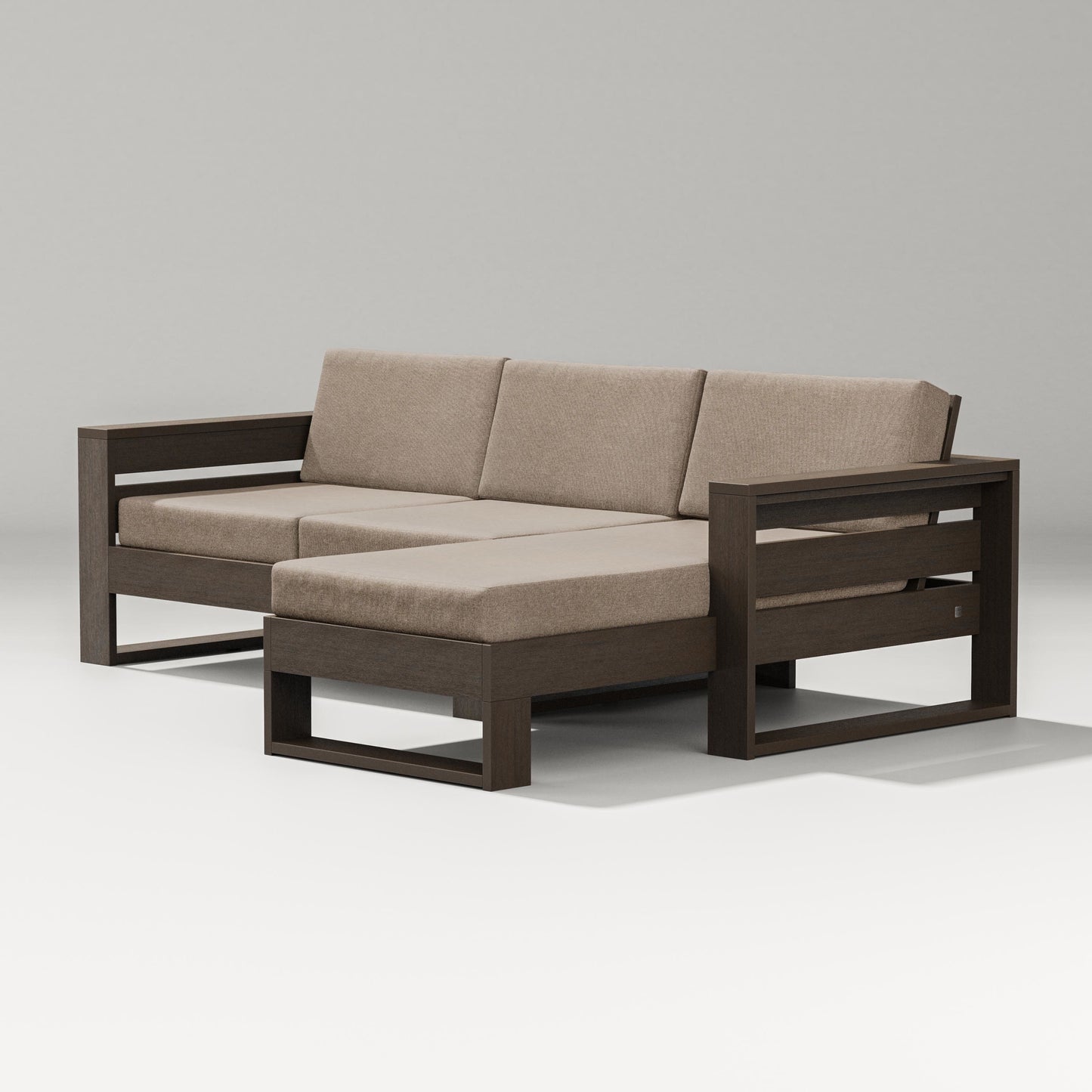 Latitude Right Chaise Sectional