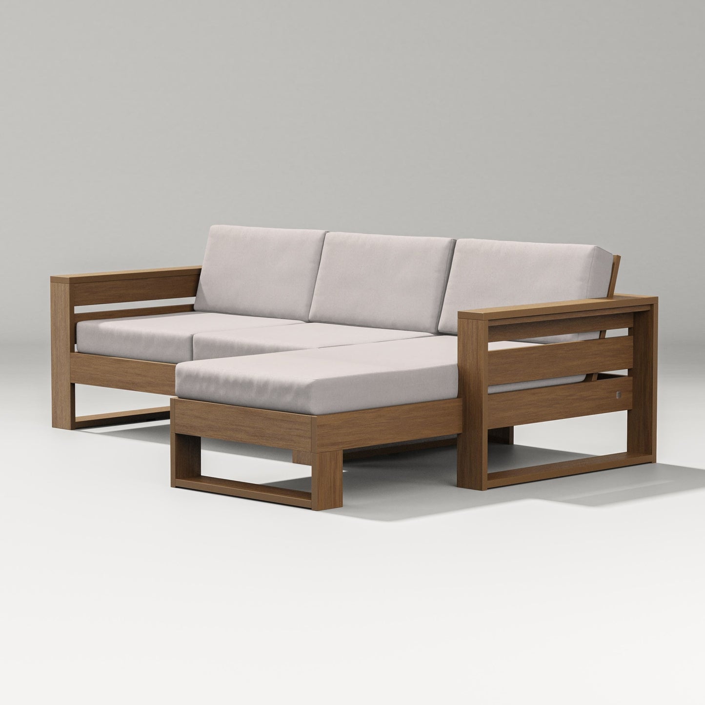 Latitude Right Chaise Sectional