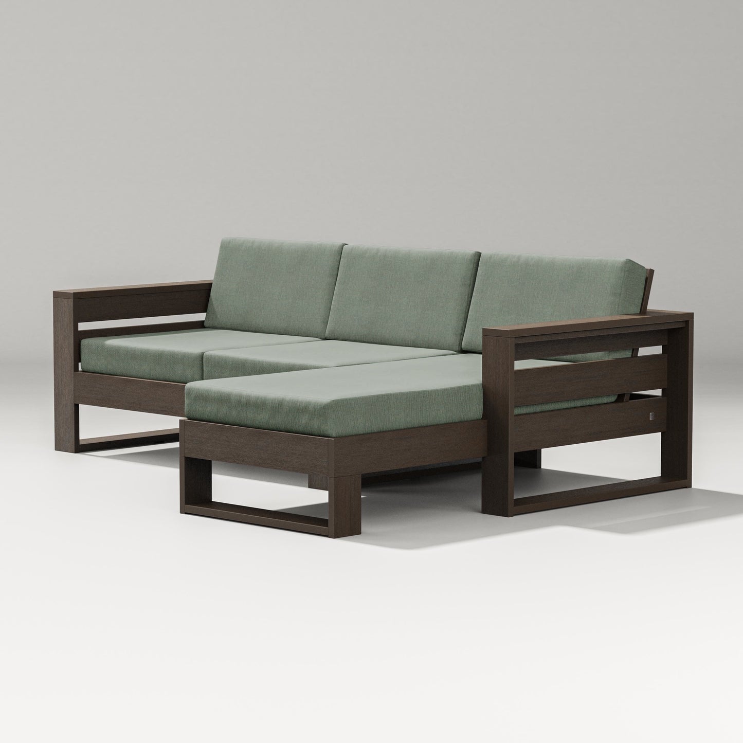 Latitude Right Chaise Sectional